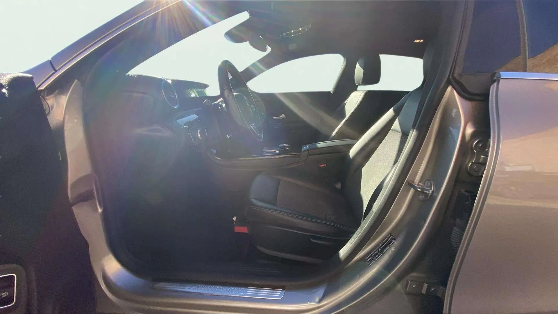 Mercedes-Benz CLA 200 D DCT 4MATIC Shooting Brake - foto 12
