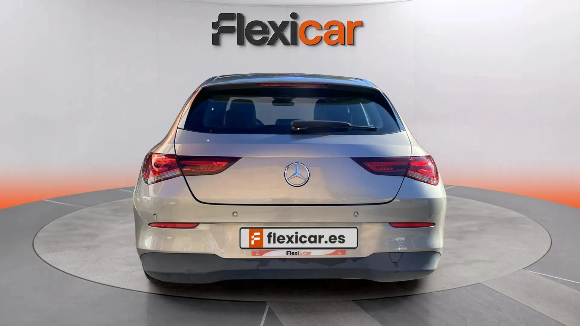 Mercedes-Benz CLA 200 D DCT 4MATIC Shooting Brake - foto 7