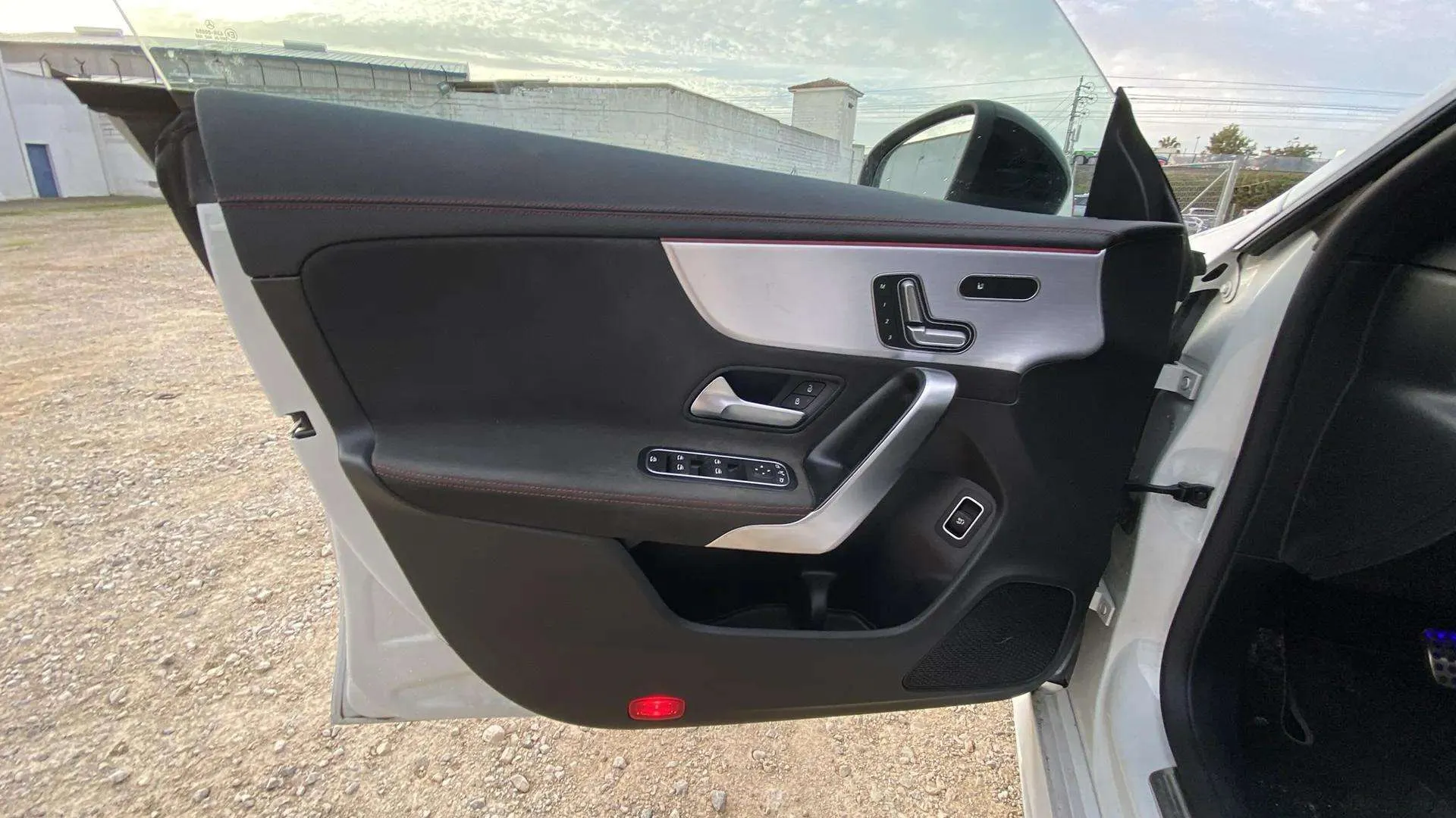 Mercedes-Benz CLA 200 Shooting Brake - foto 16