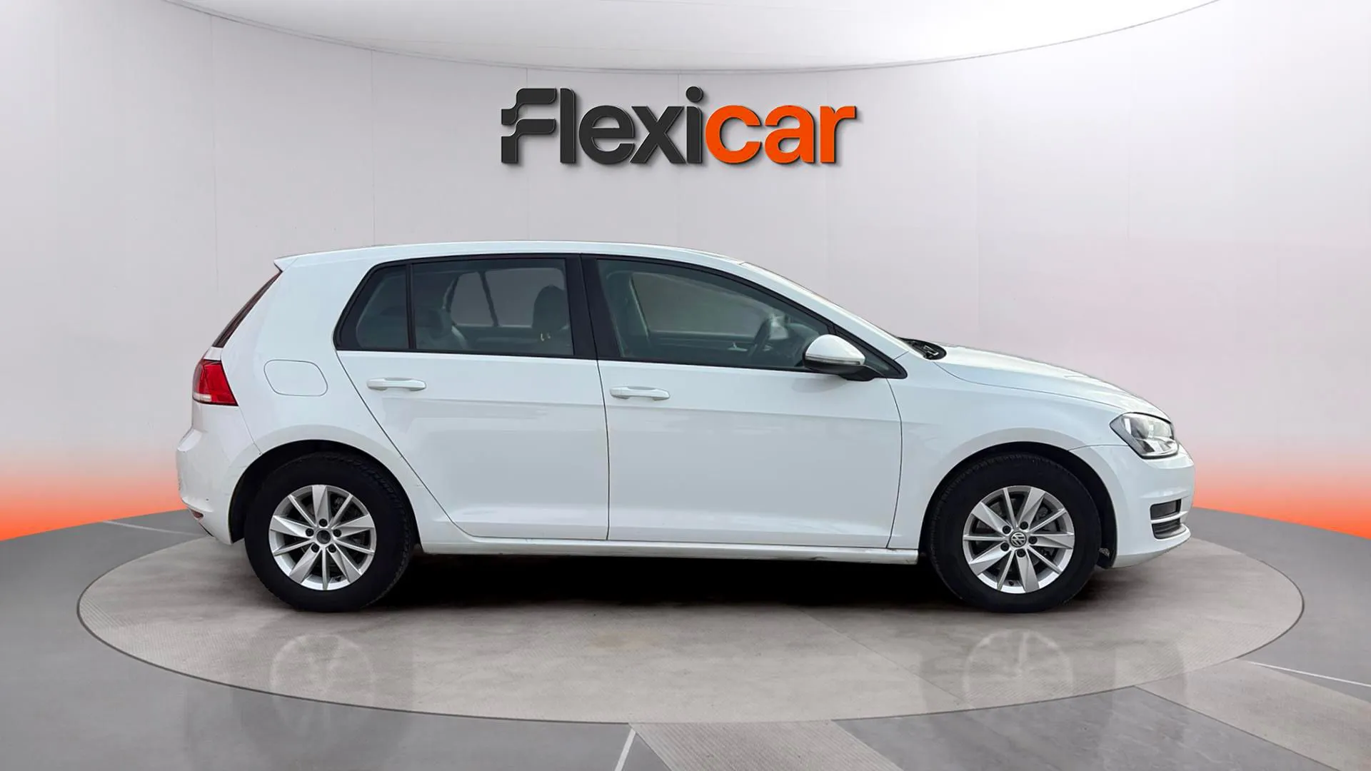 Volkswagen Golf Advance 1.6 TDI BMT DSG - foto 2