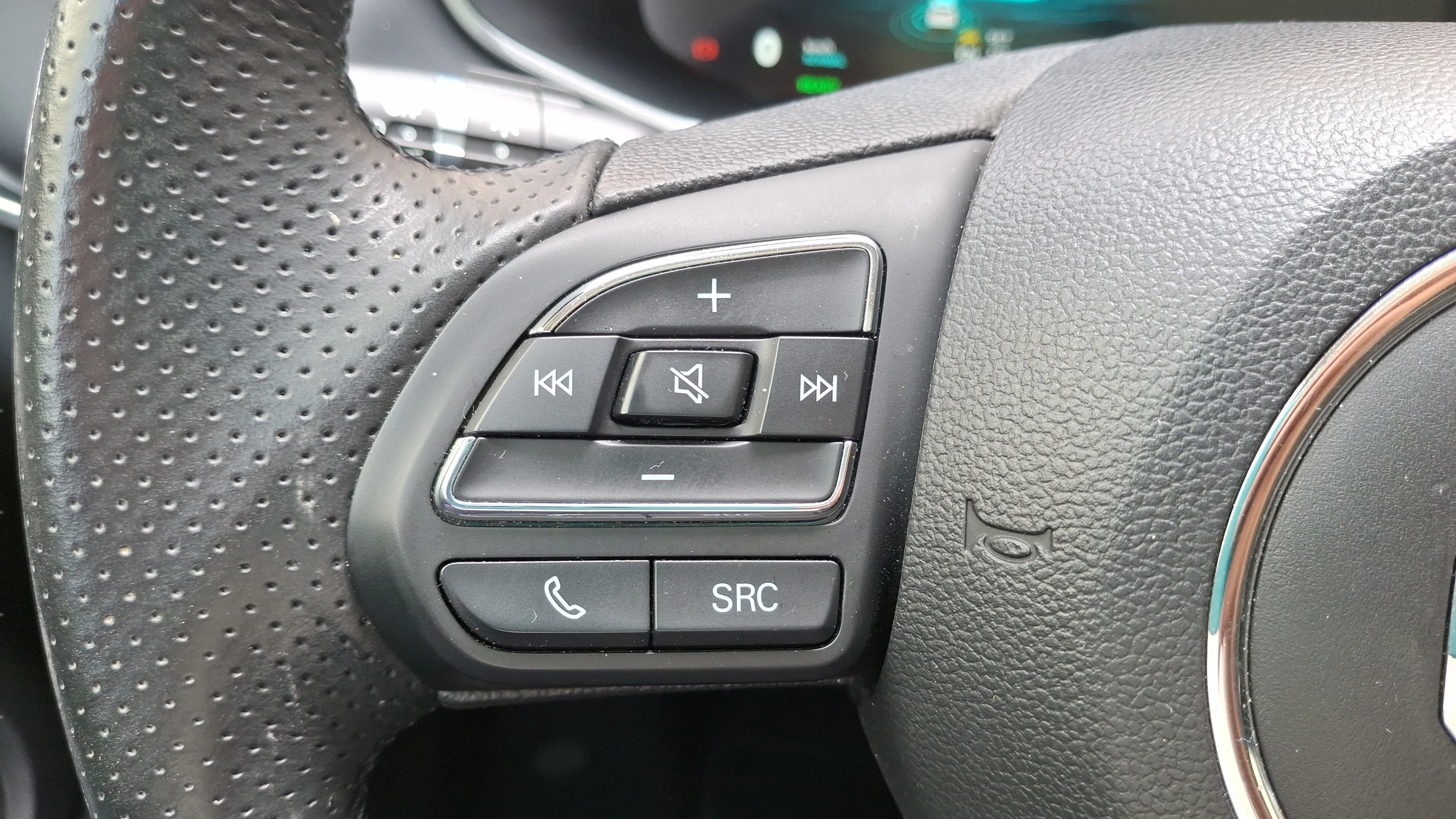 MG Marvel R 70kWh Luxury - foto 46