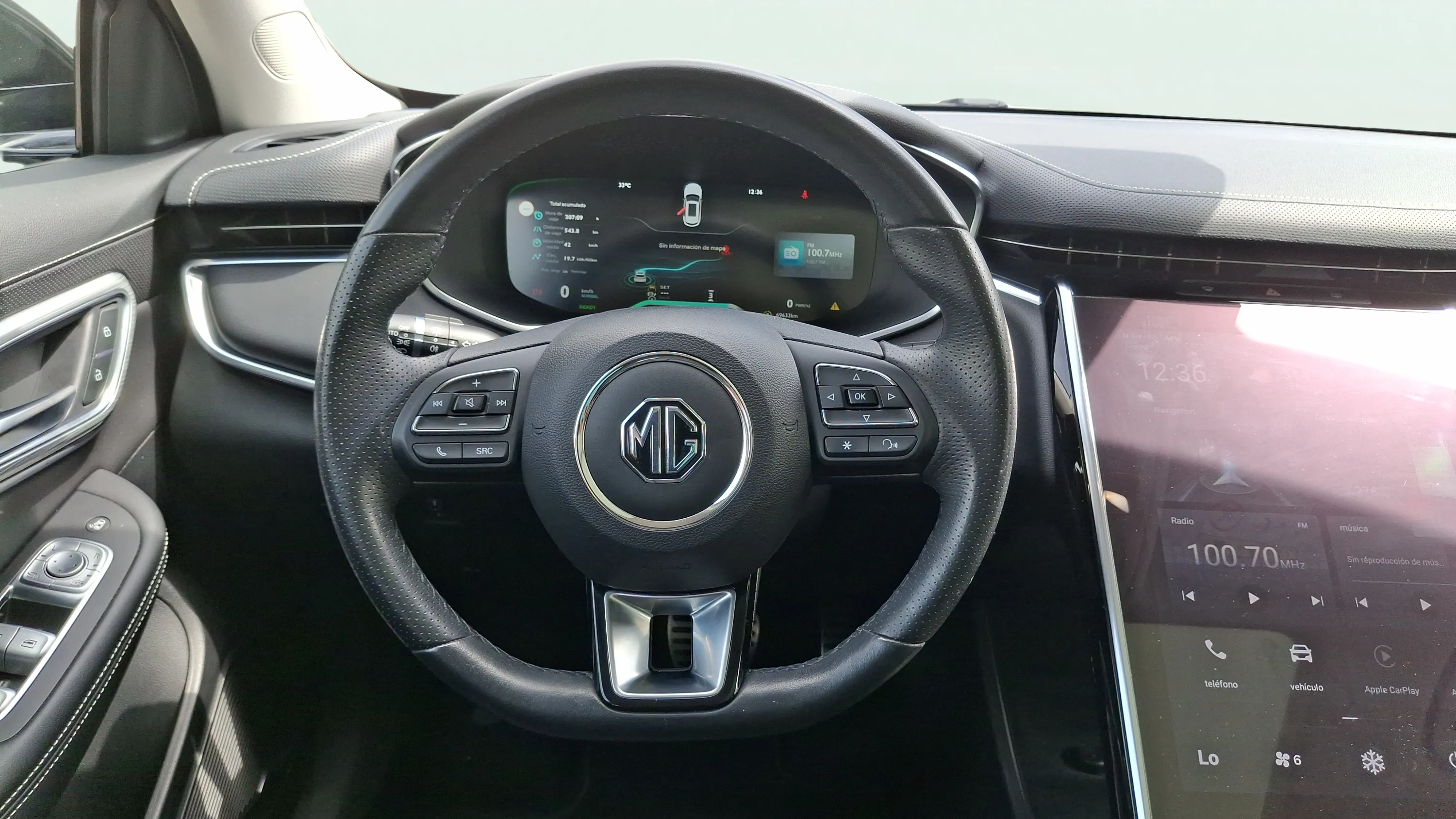 MG Marvel R 70kWh Luxury - foto 37