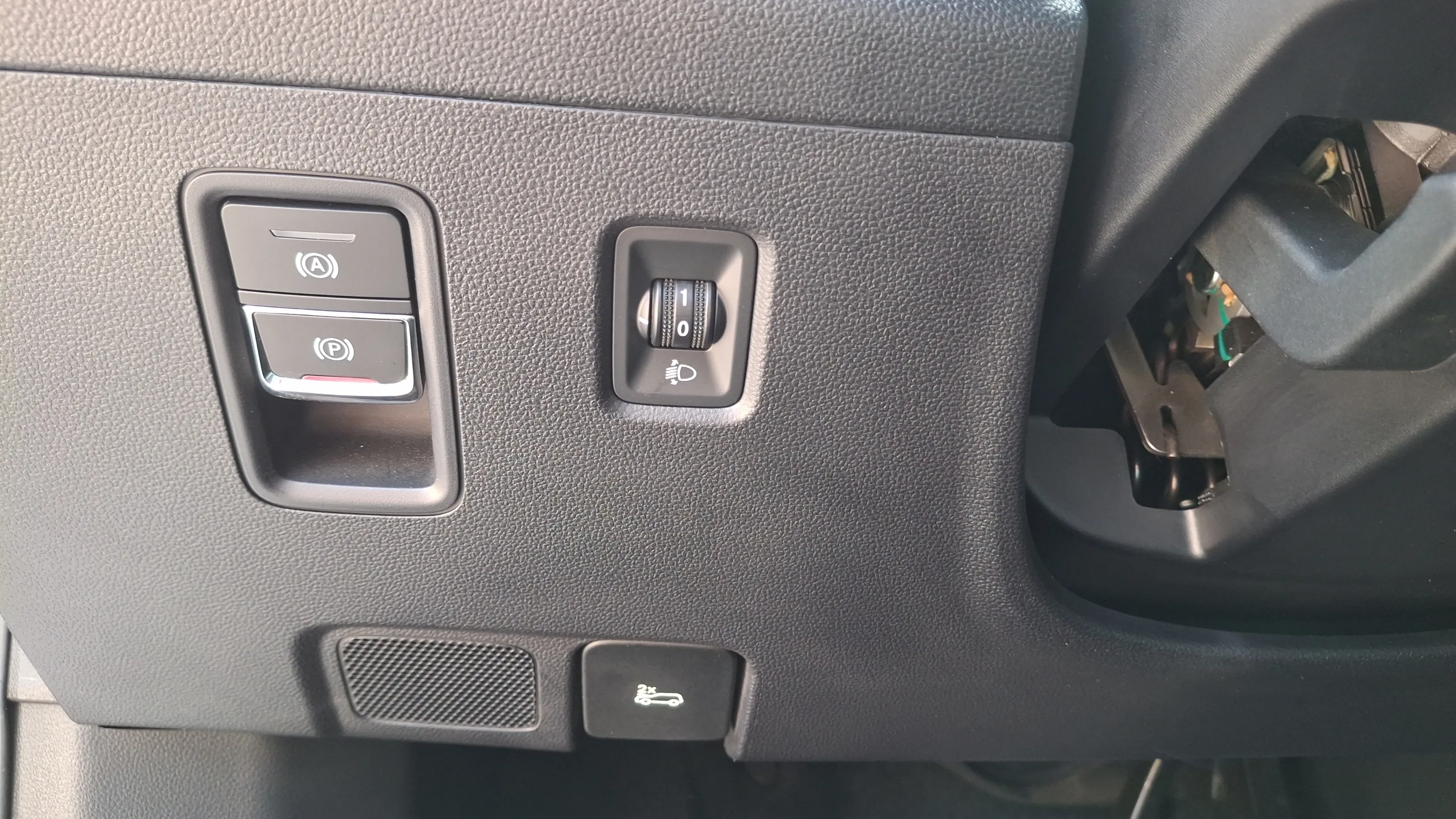 MG Marvel R 70kWh Luxury - foto 42