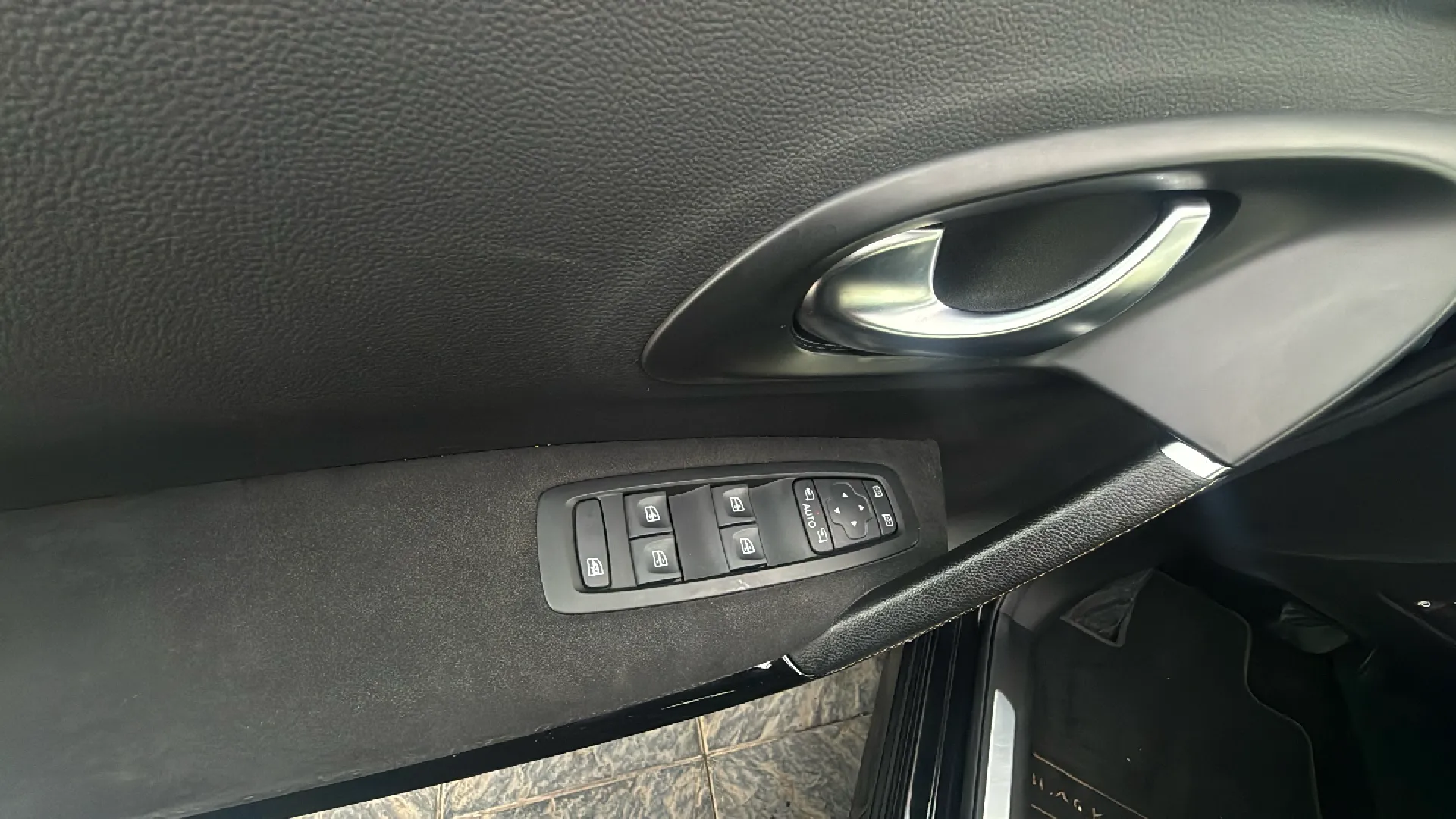 Renault Kadjar Black Ed GPF TCe EDC - foto 10