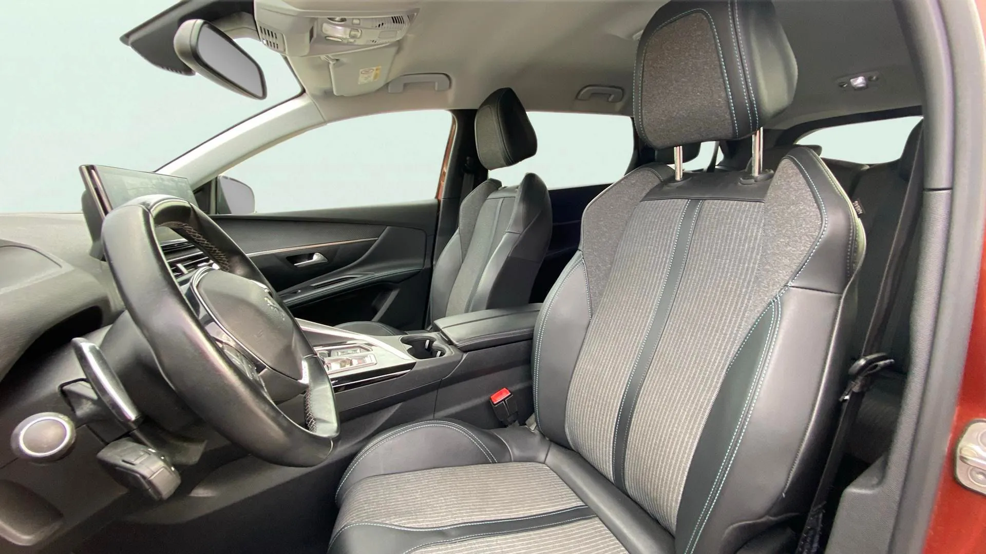 Peugeot 5008 1.2 PureTech Allure EAT8 - foto 16