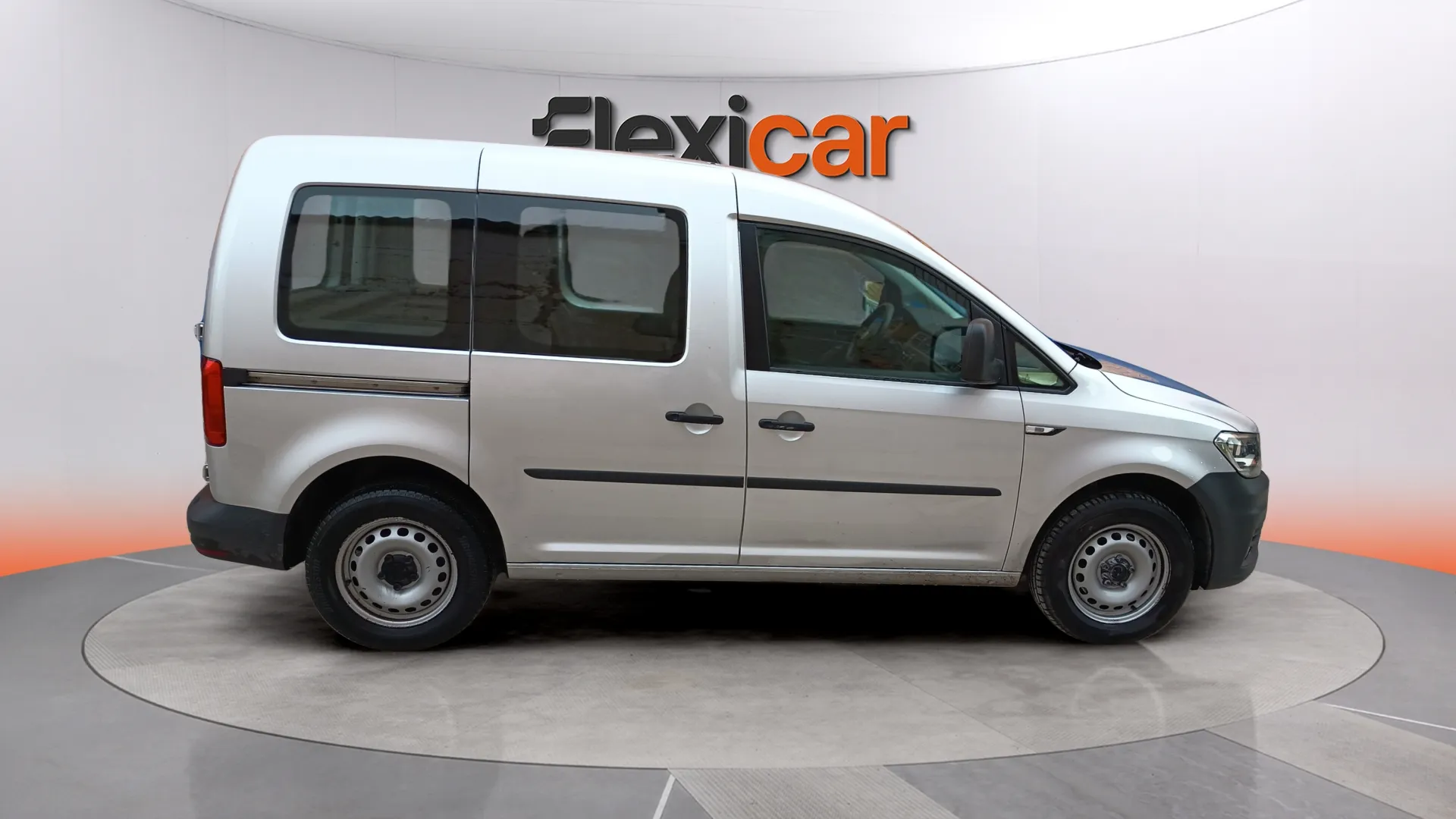Volkswagen Caddy Beach 2.0 TDI BMT DSG - foto 8