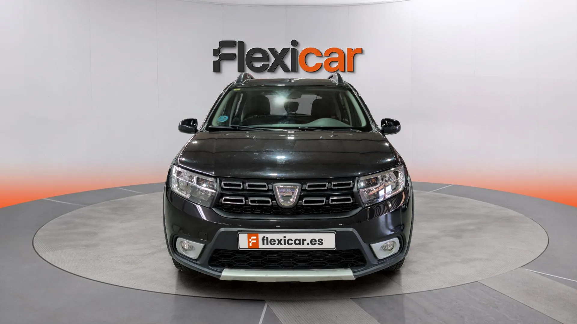 Dacia Sandero Stepway Comfort TCe 18 - foto 2