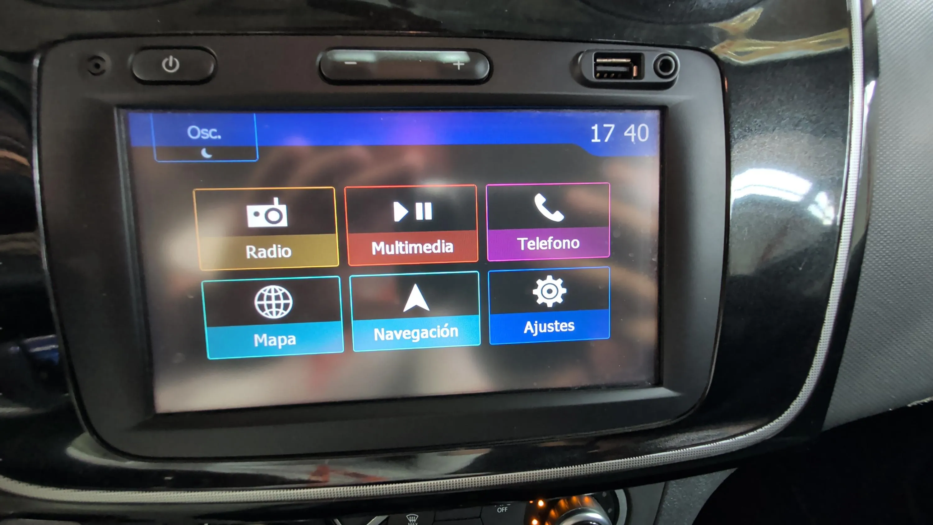 Dacia Sandero Stepway Comfort TCe 18 - foto 7