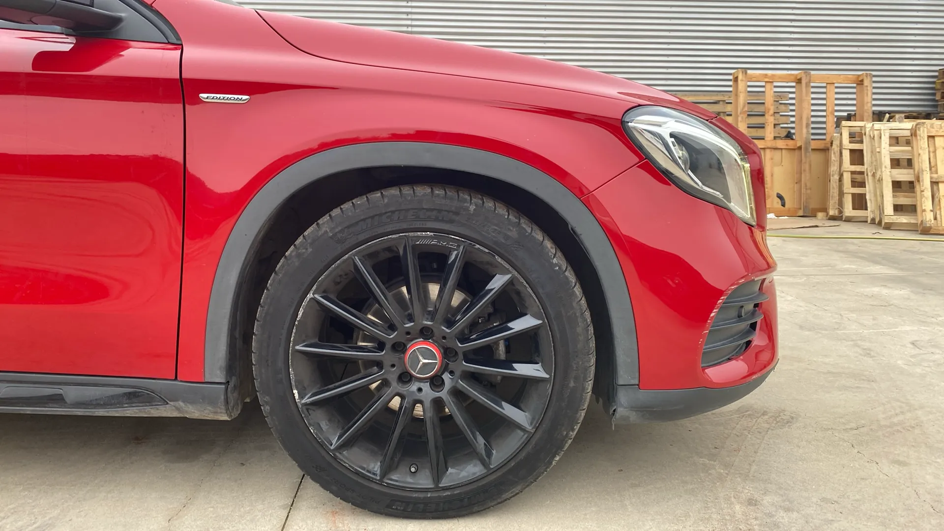 Mercedes-Benz GLA 180 - foto 25