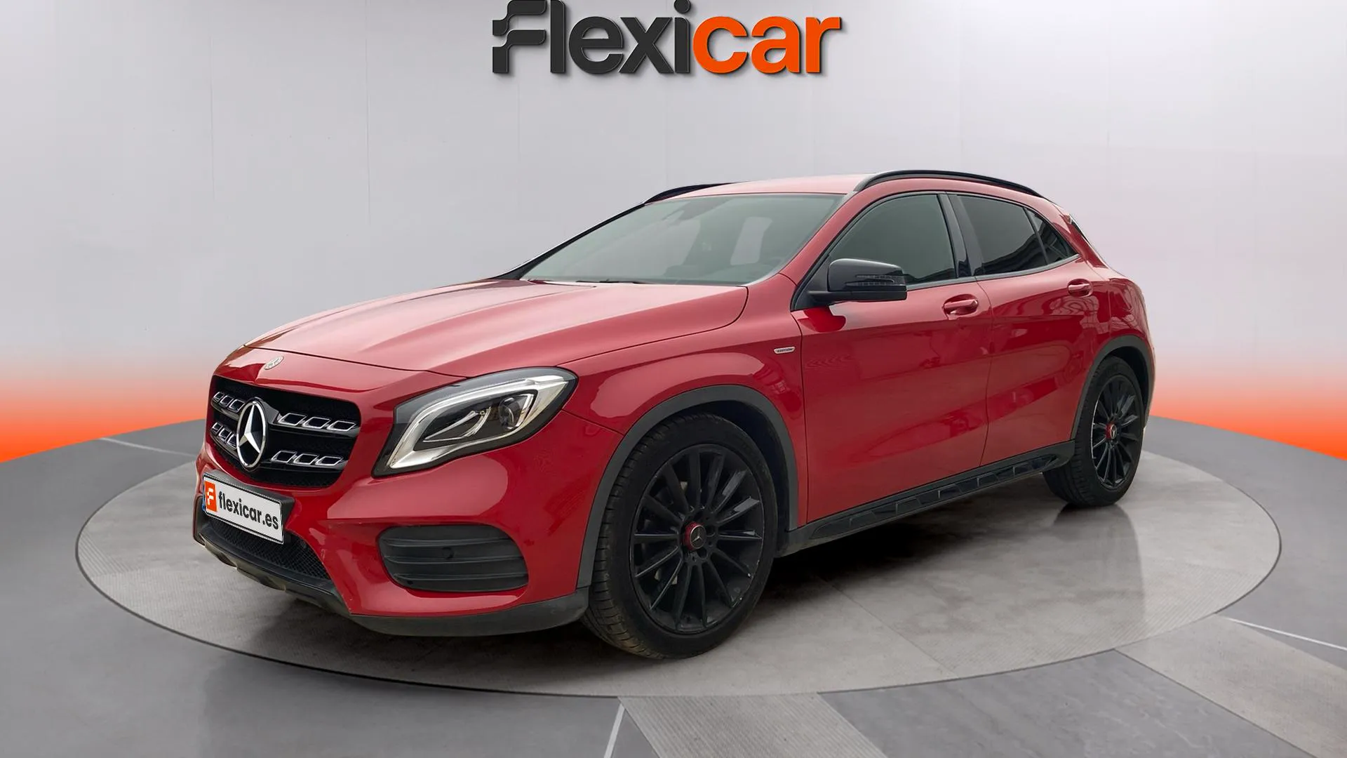Mercedes-Benz GLA 180 - foto 2