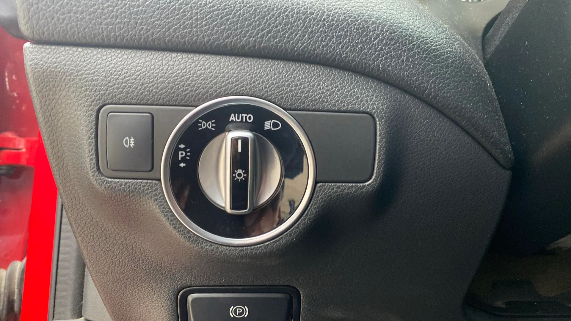 Mercedes-Benz GLA 180 - foto 20