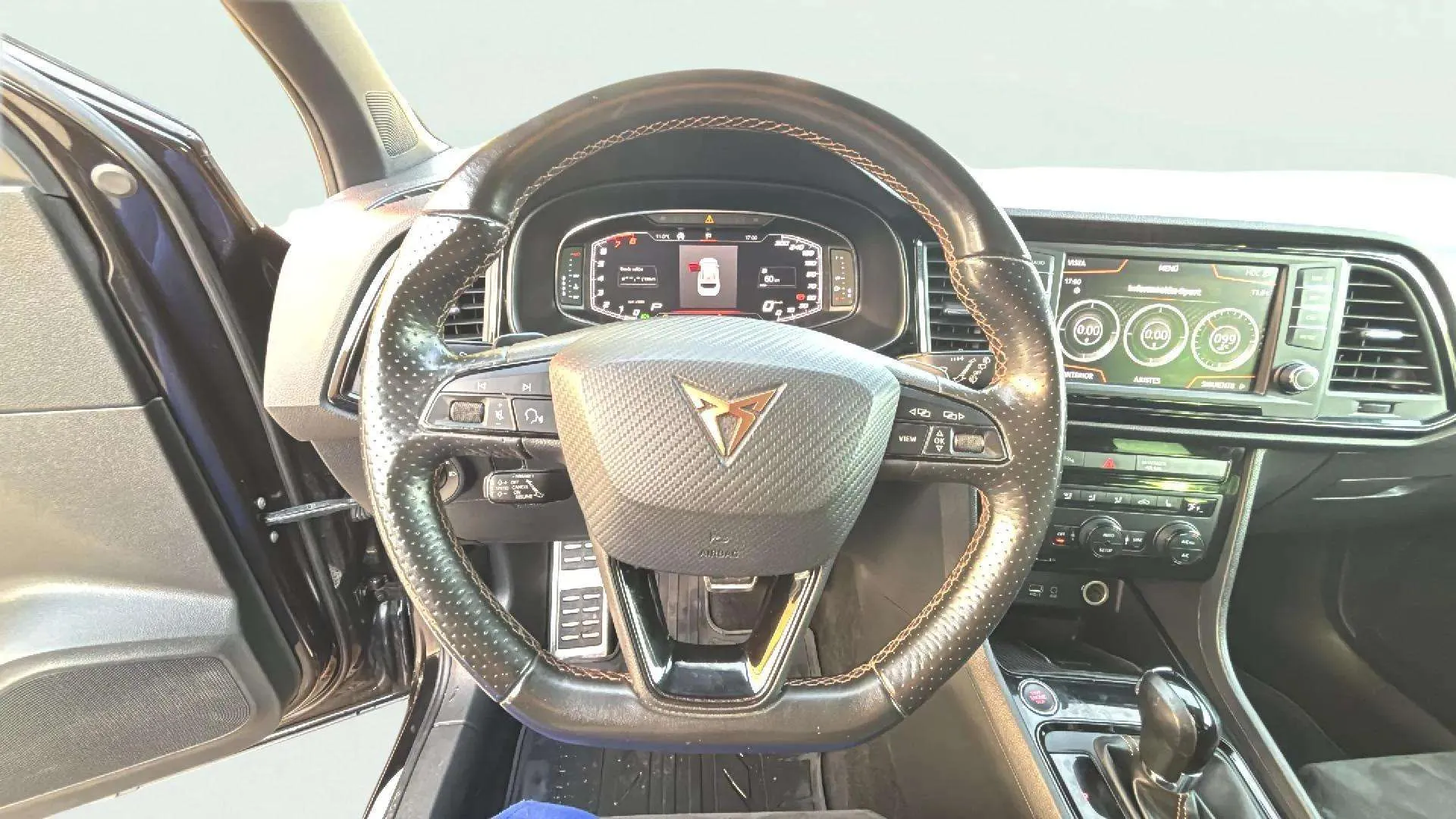 Cupra Ateca 2.0 TSI 4Drive DSG - foto 18
