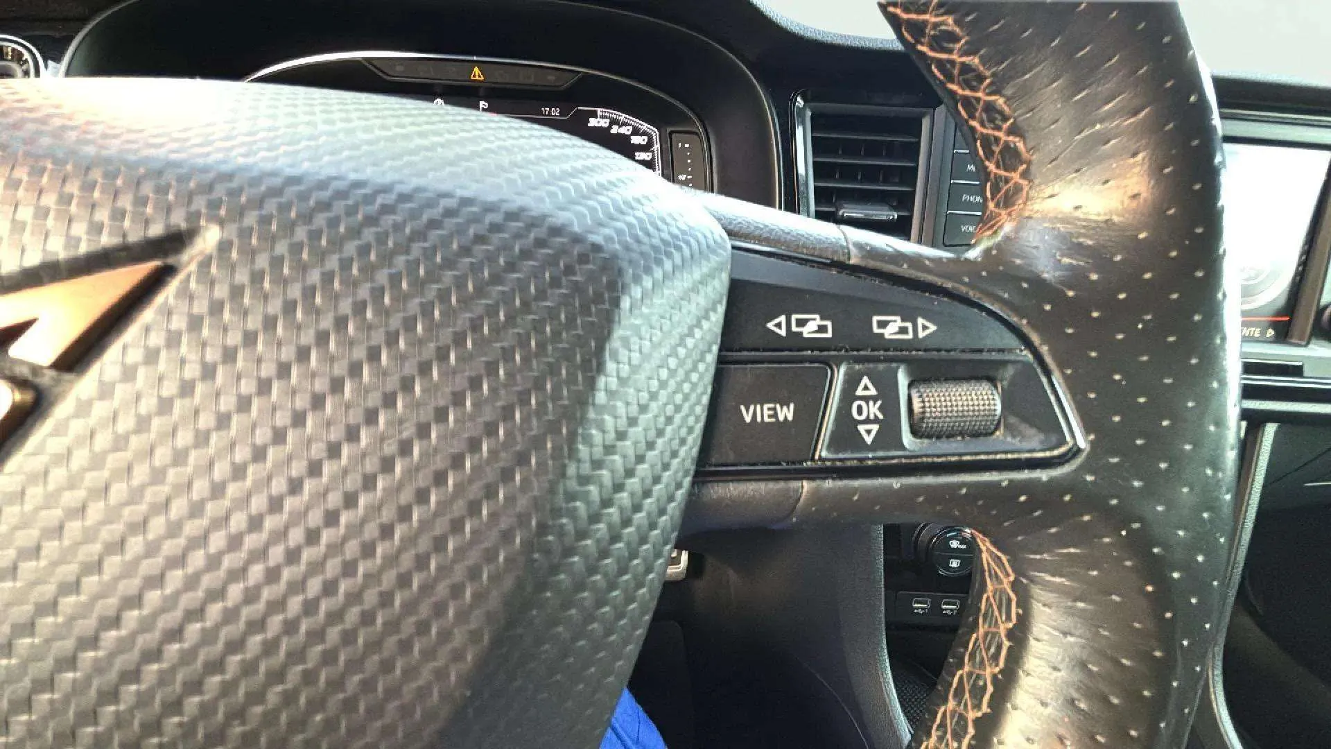 Cupra Ateca 2.0 TSI 4Drive DSG - foto 27