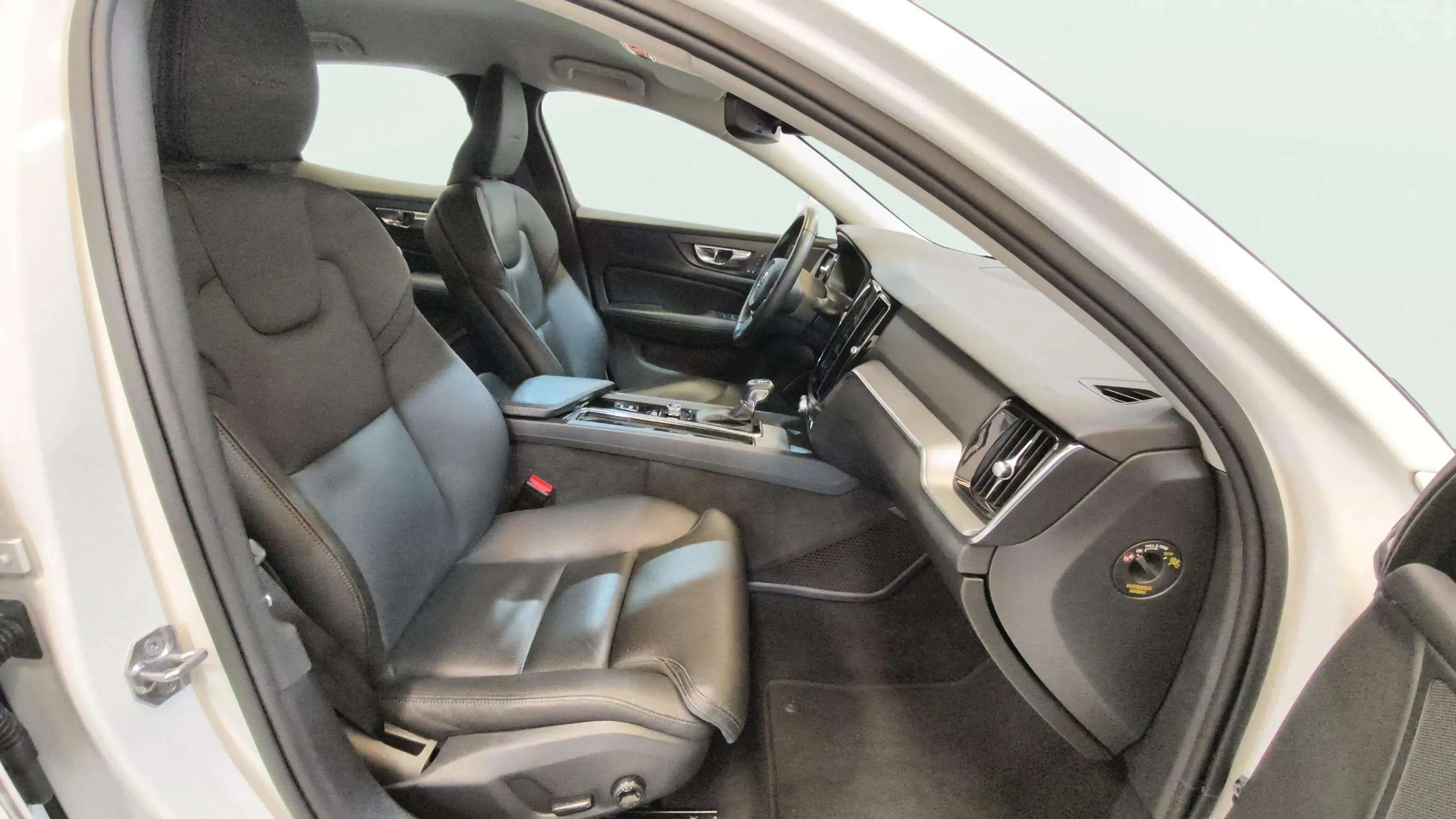 Volvo S60 2.0 T4 Business Plus - foto 14