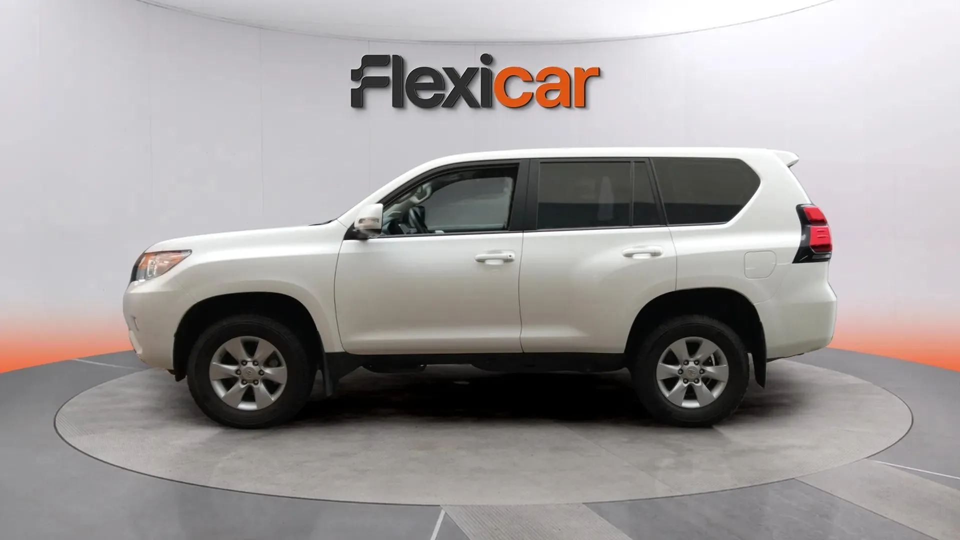 Toyota Land Cruiser 2.8 D-4D GX - foto 3