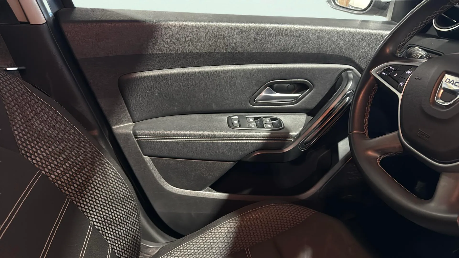 Dacia Duster Prestige TCe 4x2 EDC - foto 14