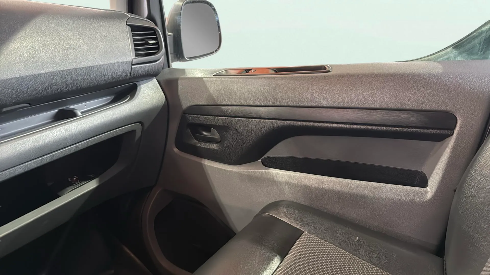 Peugeot Expert Pro 1.5 BlueHDi 120 Standard - foto 19