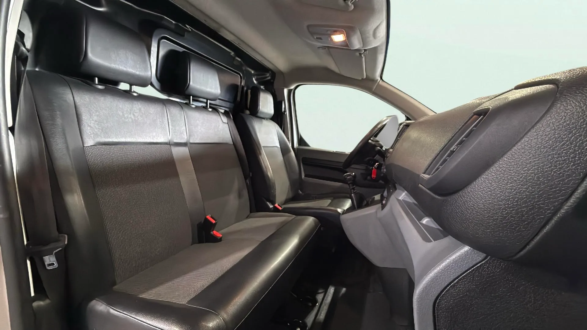 Peugeot Expert Pro 1.5 BlueHDi 120 Standard - foto 18