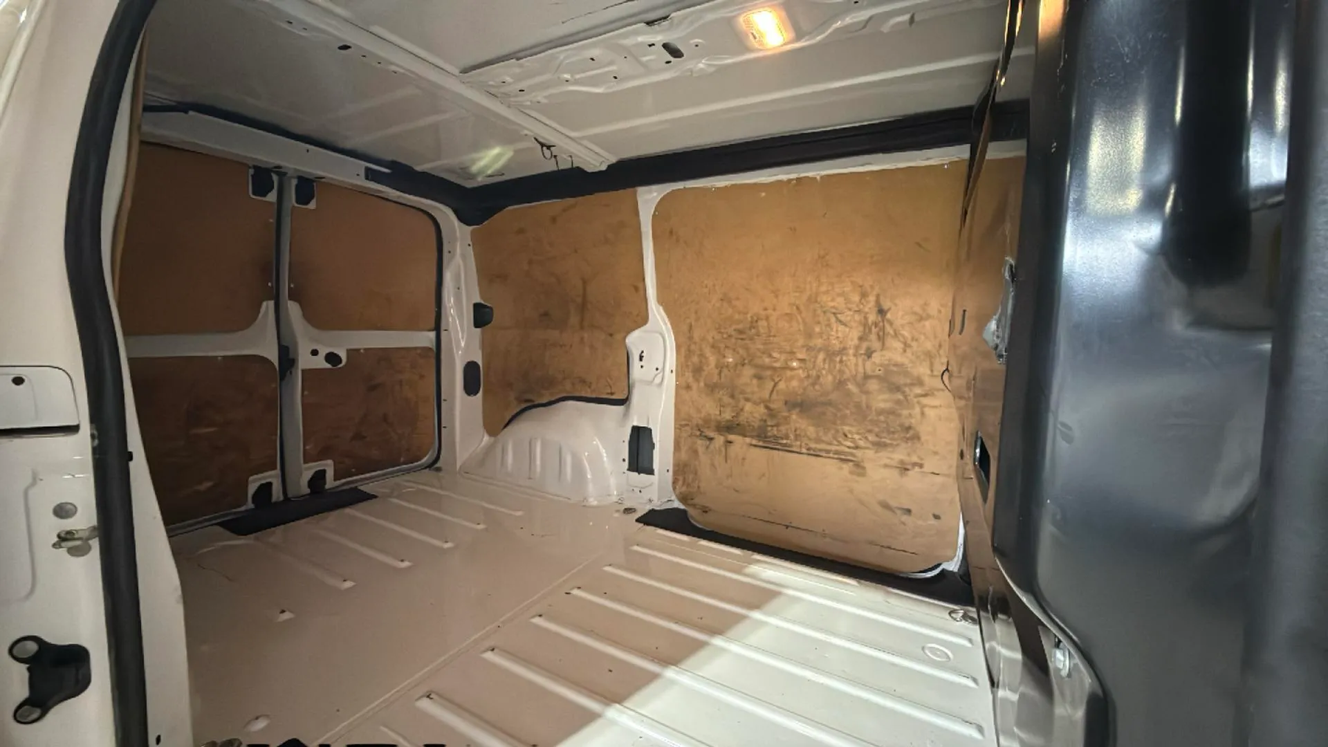 Peugeot Expert Pro 1.5 BlueHDi 120 Standard - foto 10