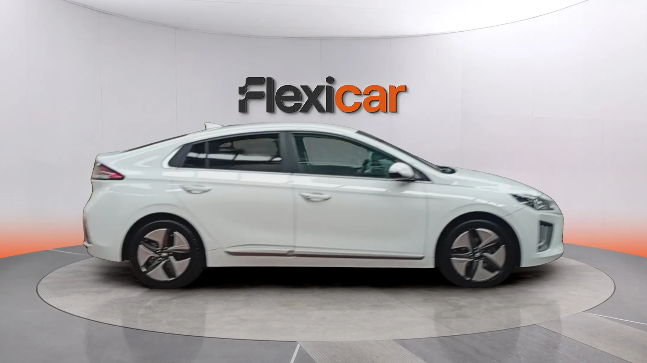 Hyundai Ioniq 1.6 GDI HEV Tecno DCT - foto 4