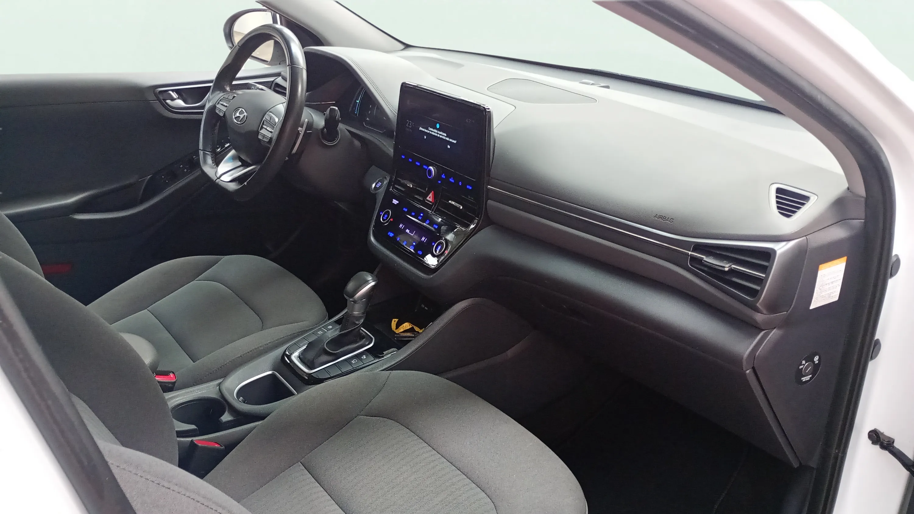 Hyundai Ioniq 1.6 GDI HEV Tecno DCT - foto 17