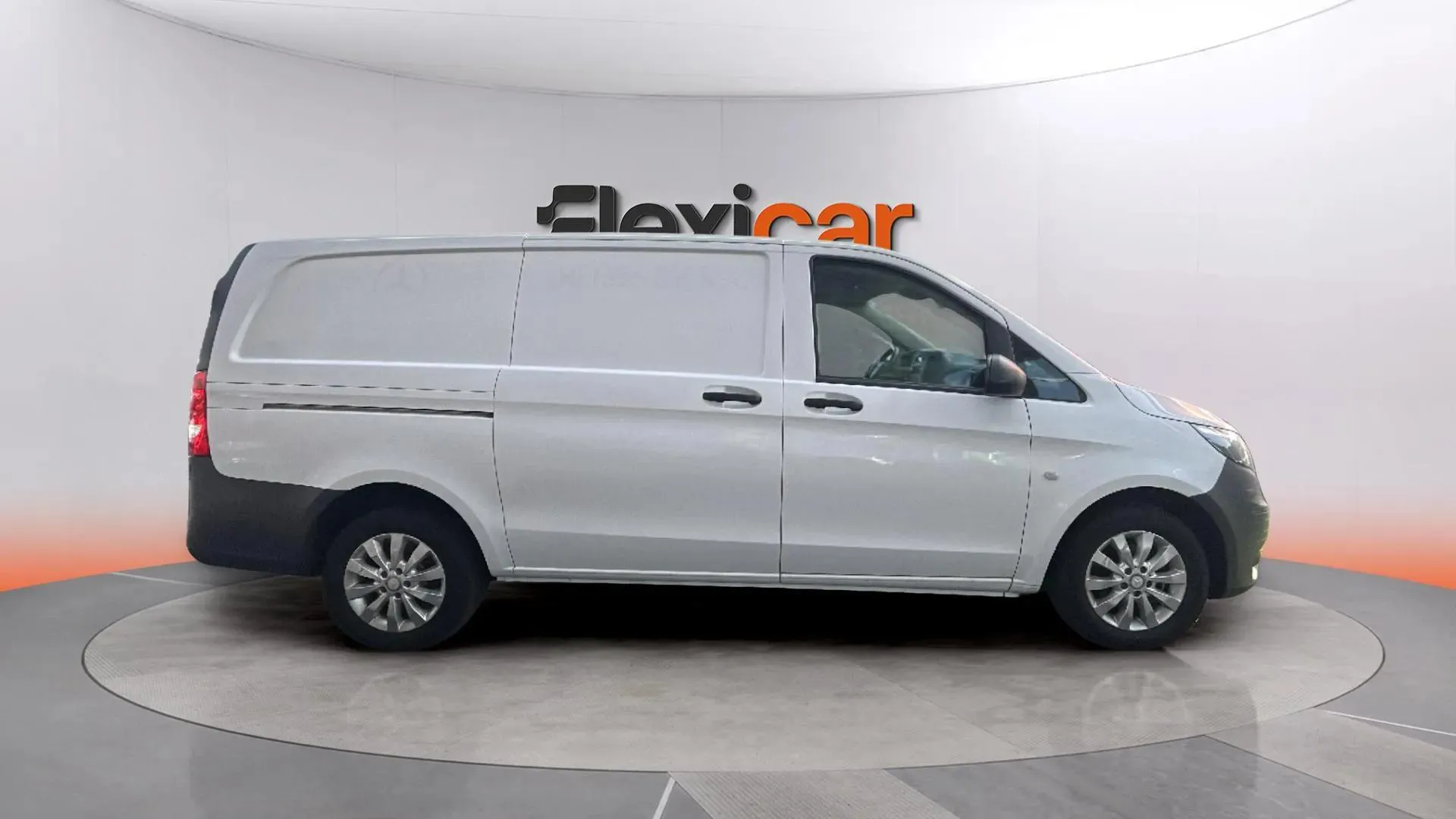 Mercedes-Benz Vito 110CDI furgón Base compacta - foto 3