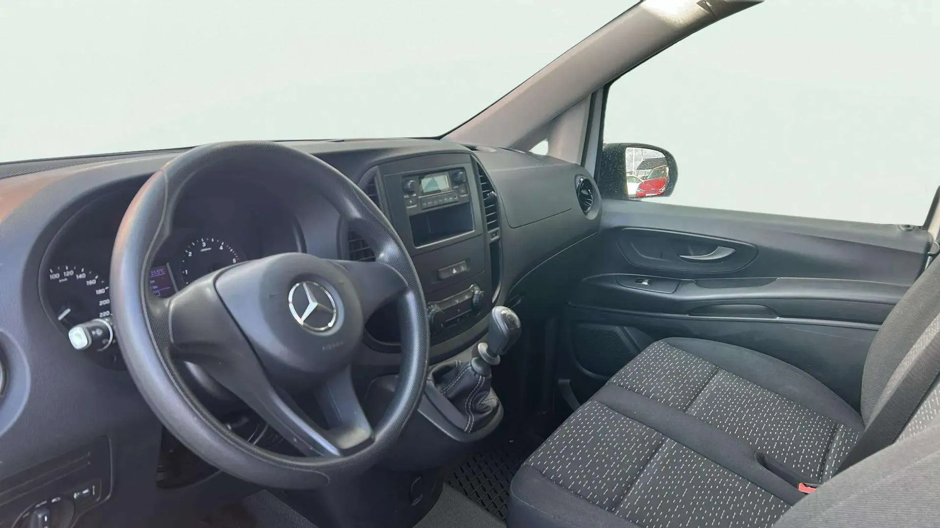 Mercedes-Benz Vito 110CDI furgón Base compacta - foto 19