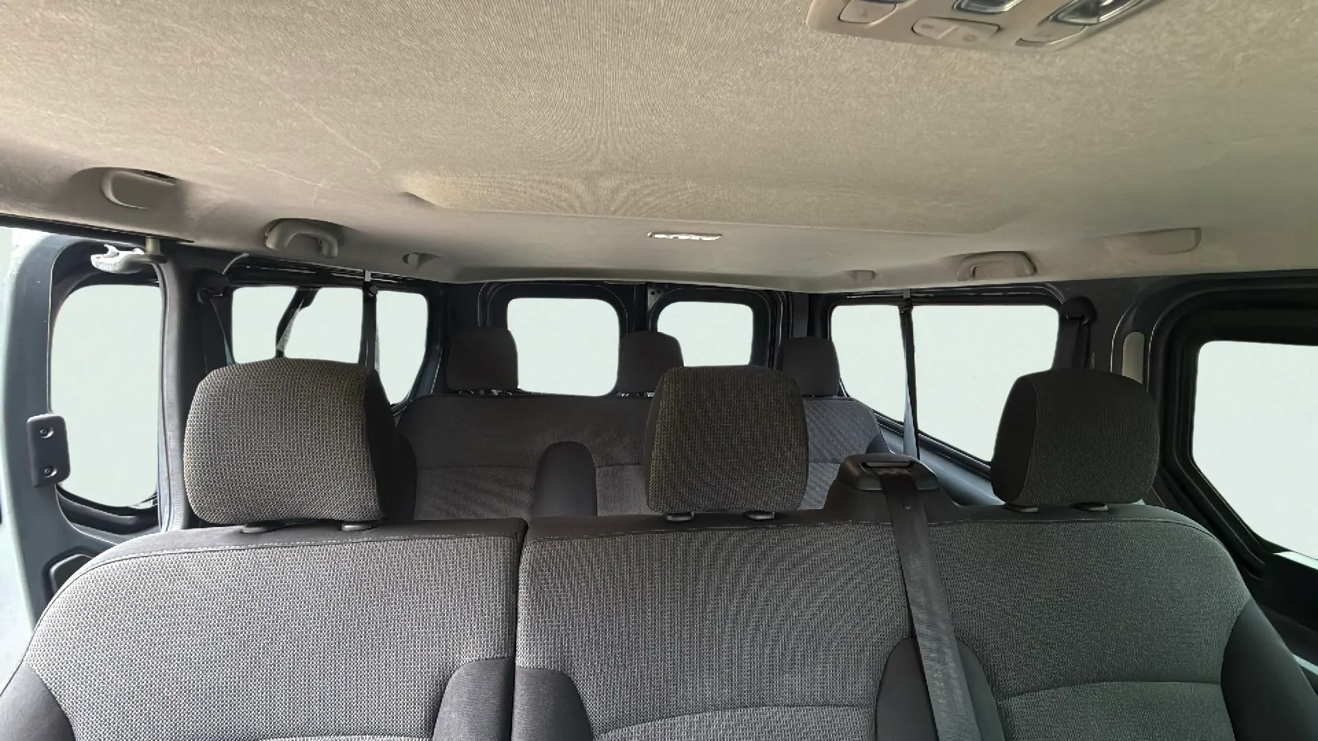 Nissan Primastar Combi 8 2.0dCi L1H1 1T N-Connecta - foto 15