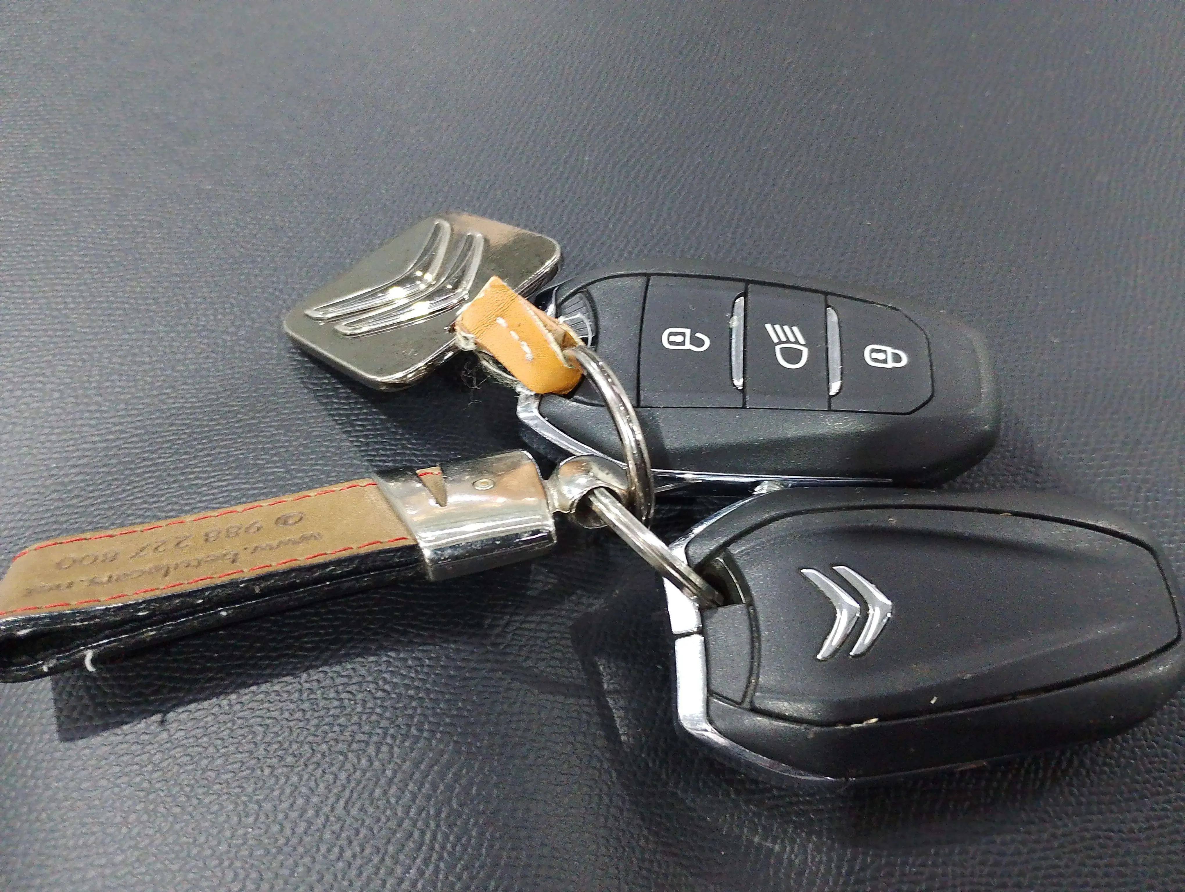 Citroën C5 Aircross 225 e-EAT8 Feel - foto 17