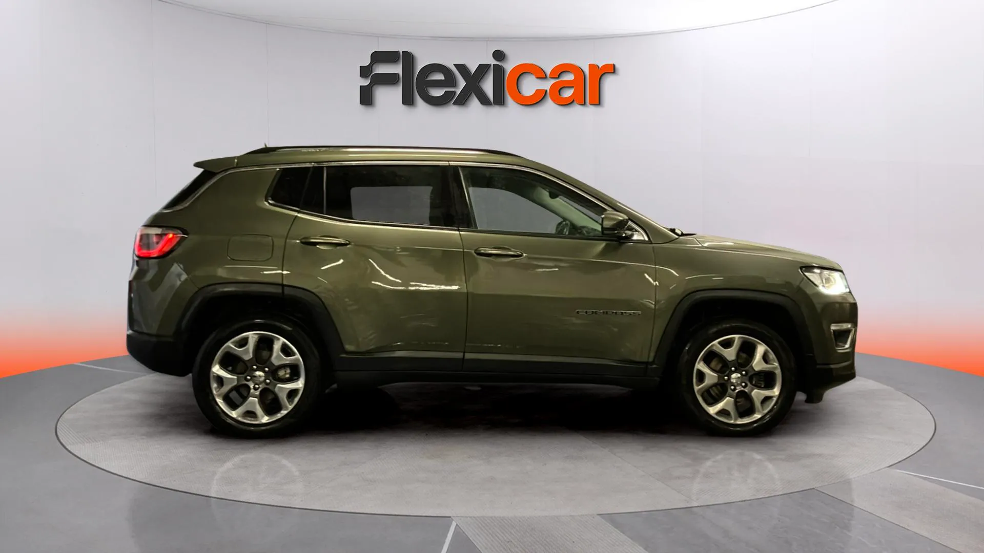 Jeep Compass 2.0 Mjet Limited 4x4 AD - foto 4