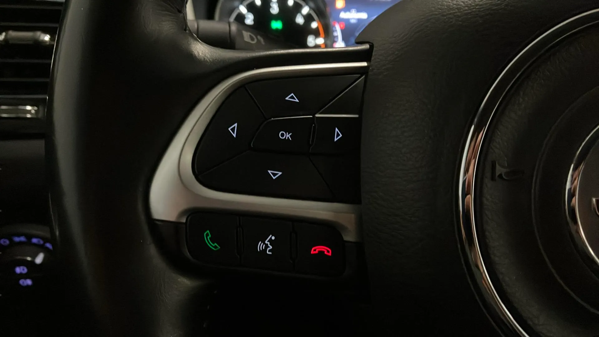 Jeep Compass 2.0 Mjet Limited 4x4 AD - foto 17