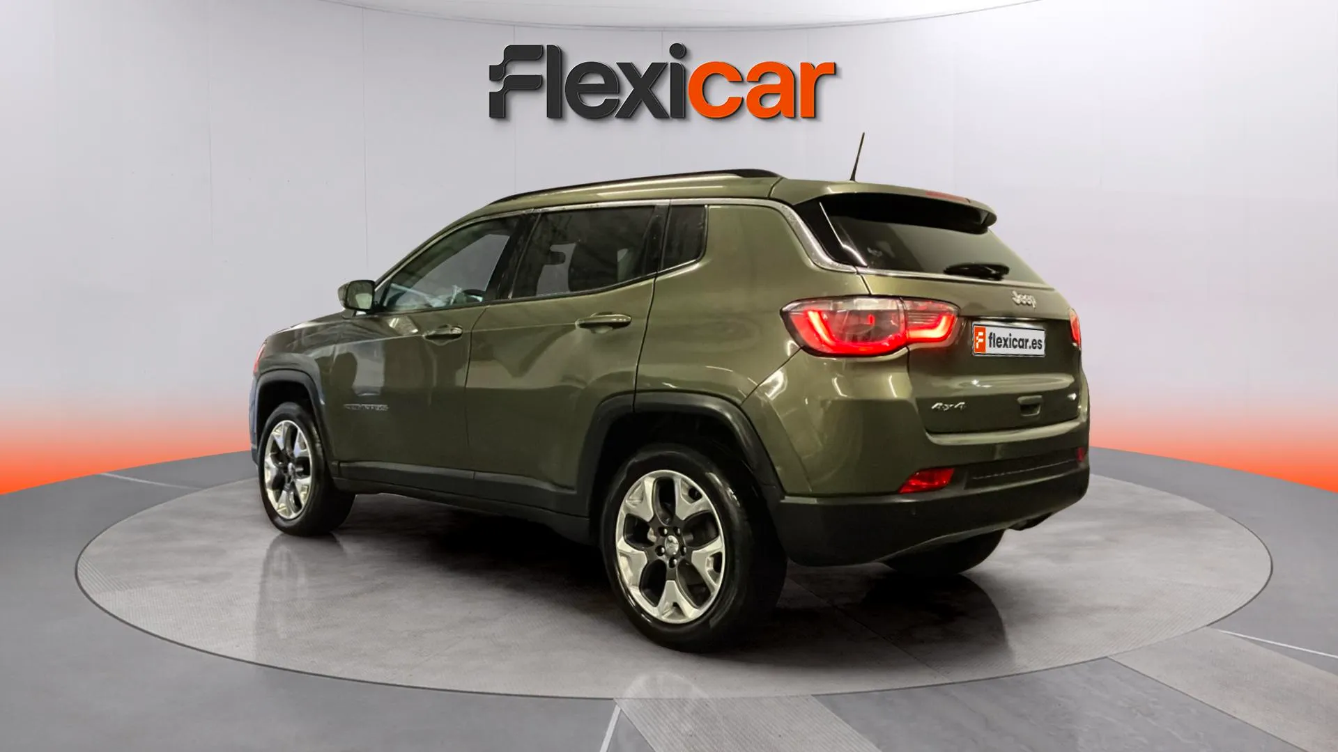 Jeep Compass 2.0 Mjet Limited 4x4 AD - foto 8