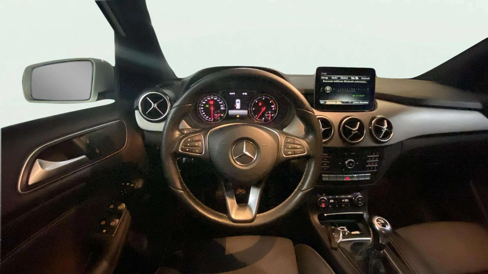 Mercedes-Benz Clase B B 200 d - foto 12