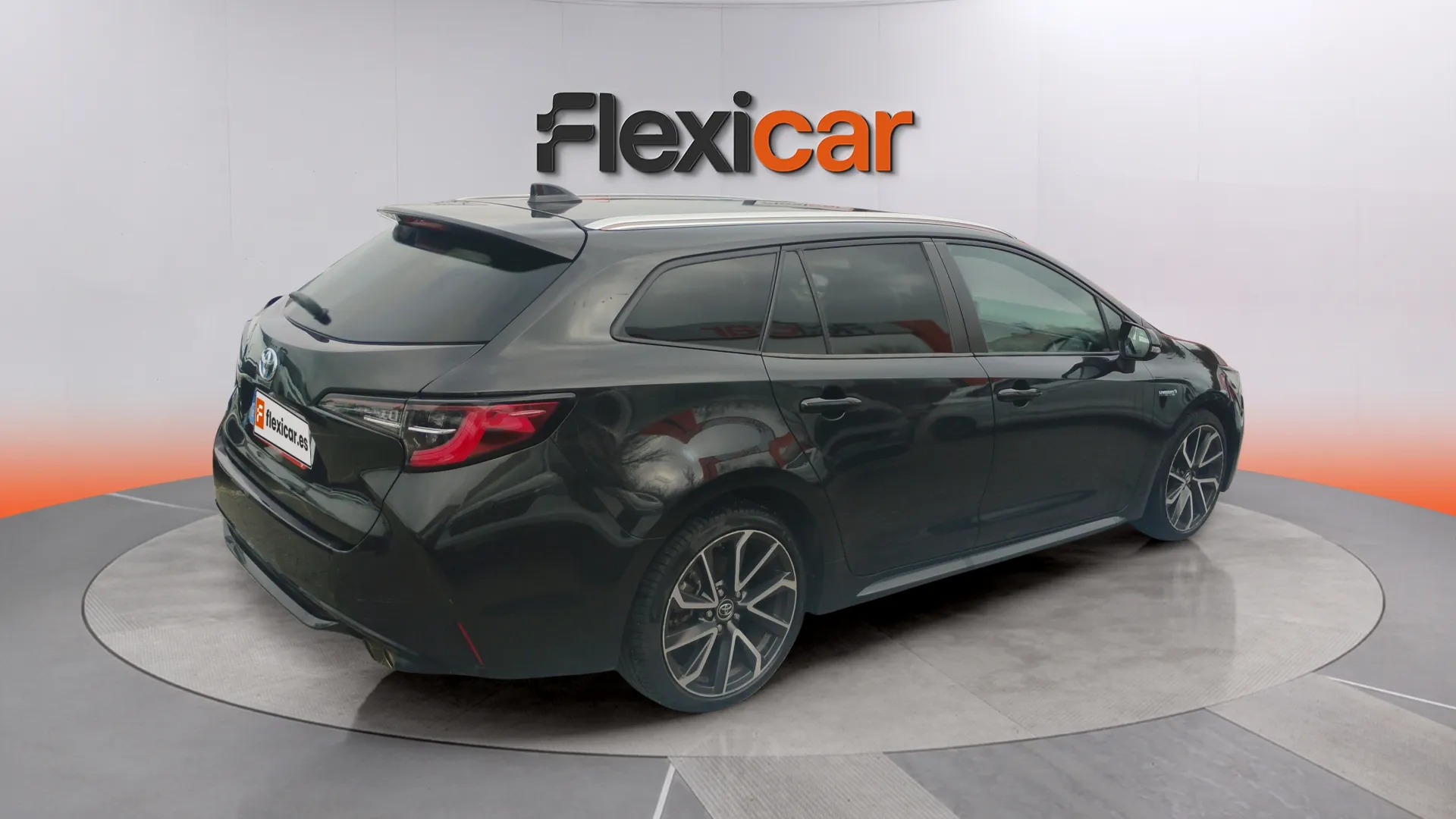 Toyota Corolla 2.0 180H Active Tech E-CVT Touring Sport - foto 5