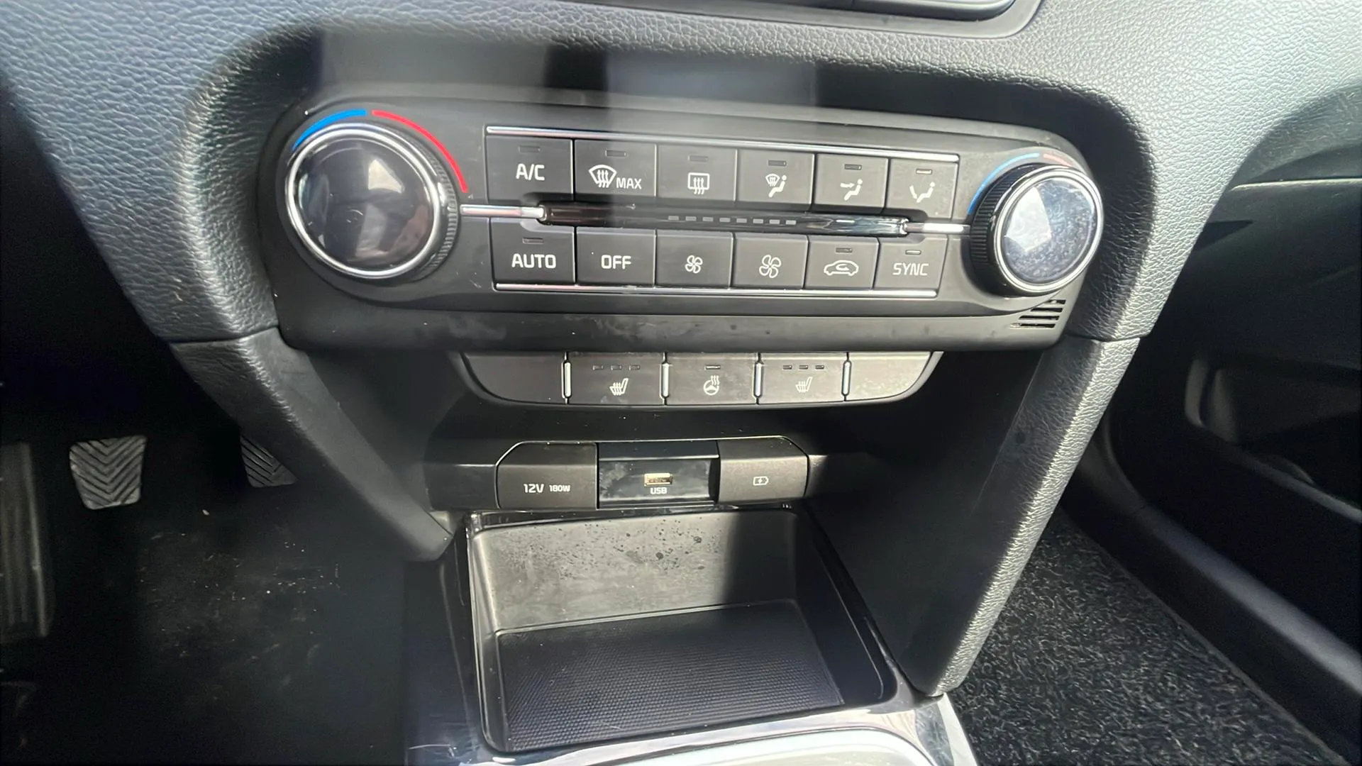 Kia Ceed 1.6 CRDi Concept - foto 17
