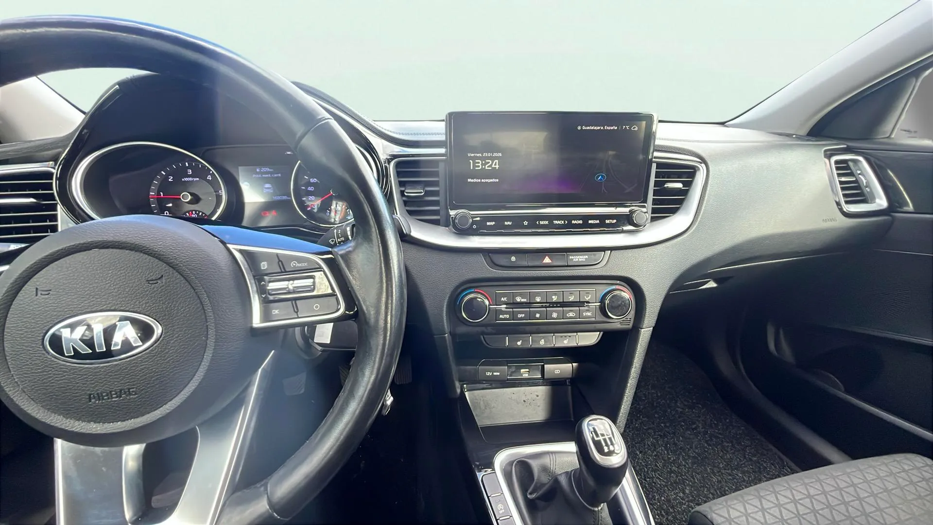 Kia Ceed 1.6 CRDi Concept - foto 15