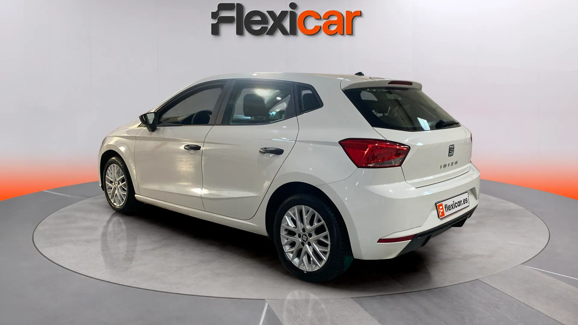 SEAT Ibiza 1.6 TDI Reference Plus - foto 3
