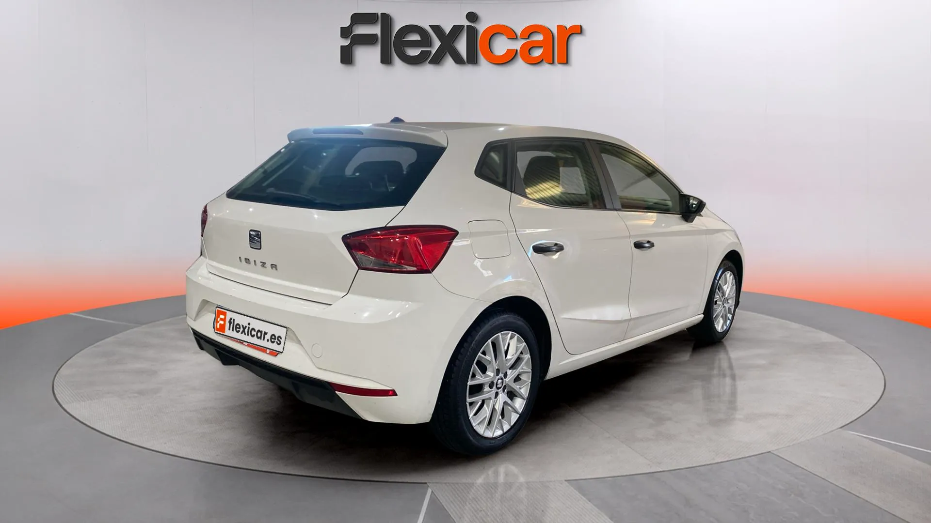 SEAT Ibiza 1.6 TDI Reference Plus - foto 7