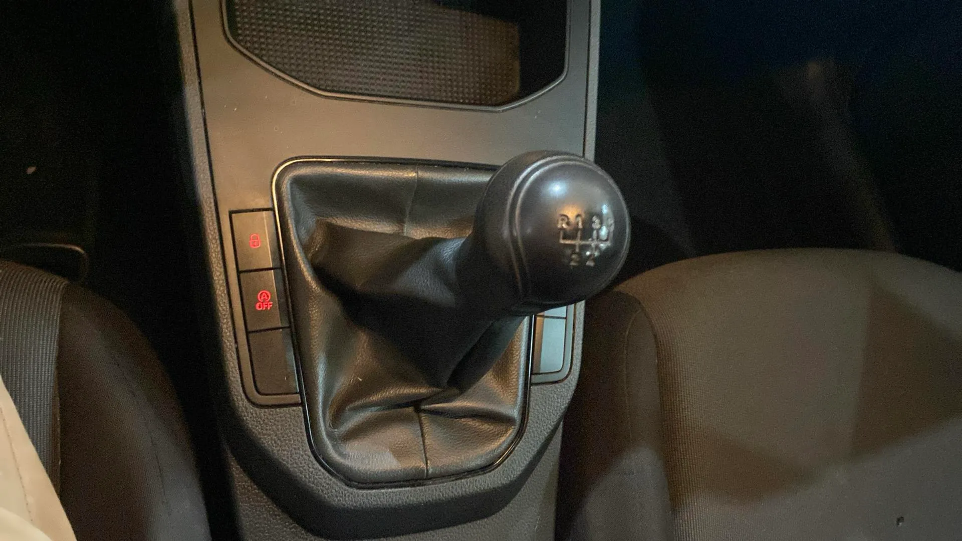 SEAT Ibiza 1.6 TDI Reference Plus - foto 17