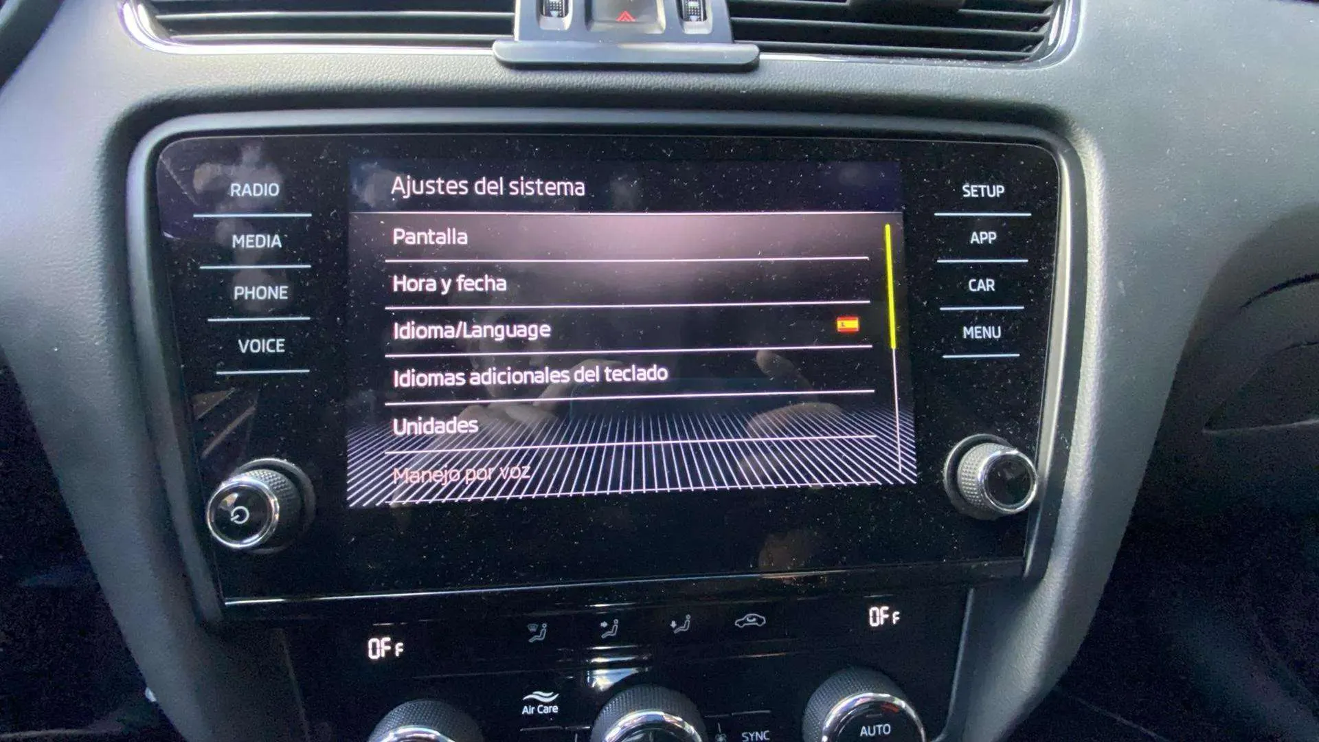 Škoda Octavia 1.5 TSI DSG Ambition - foto 17