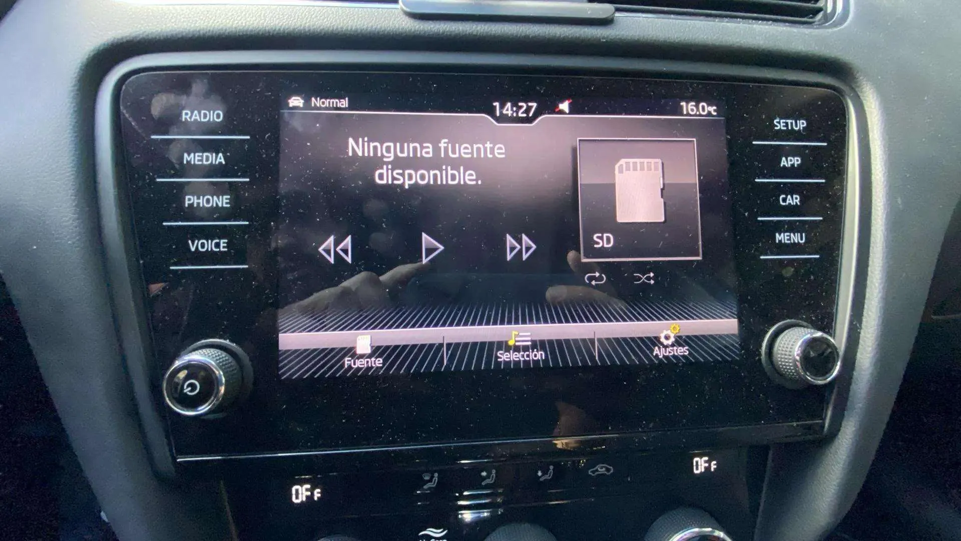 Škoda Octavia 1.5 TSI DSG Ambition - foto 14