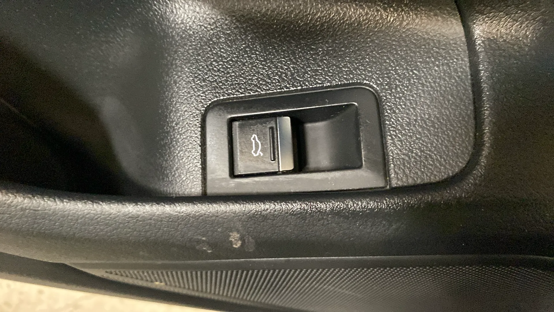 Audi A6 40 TDI S tronic - foto 24