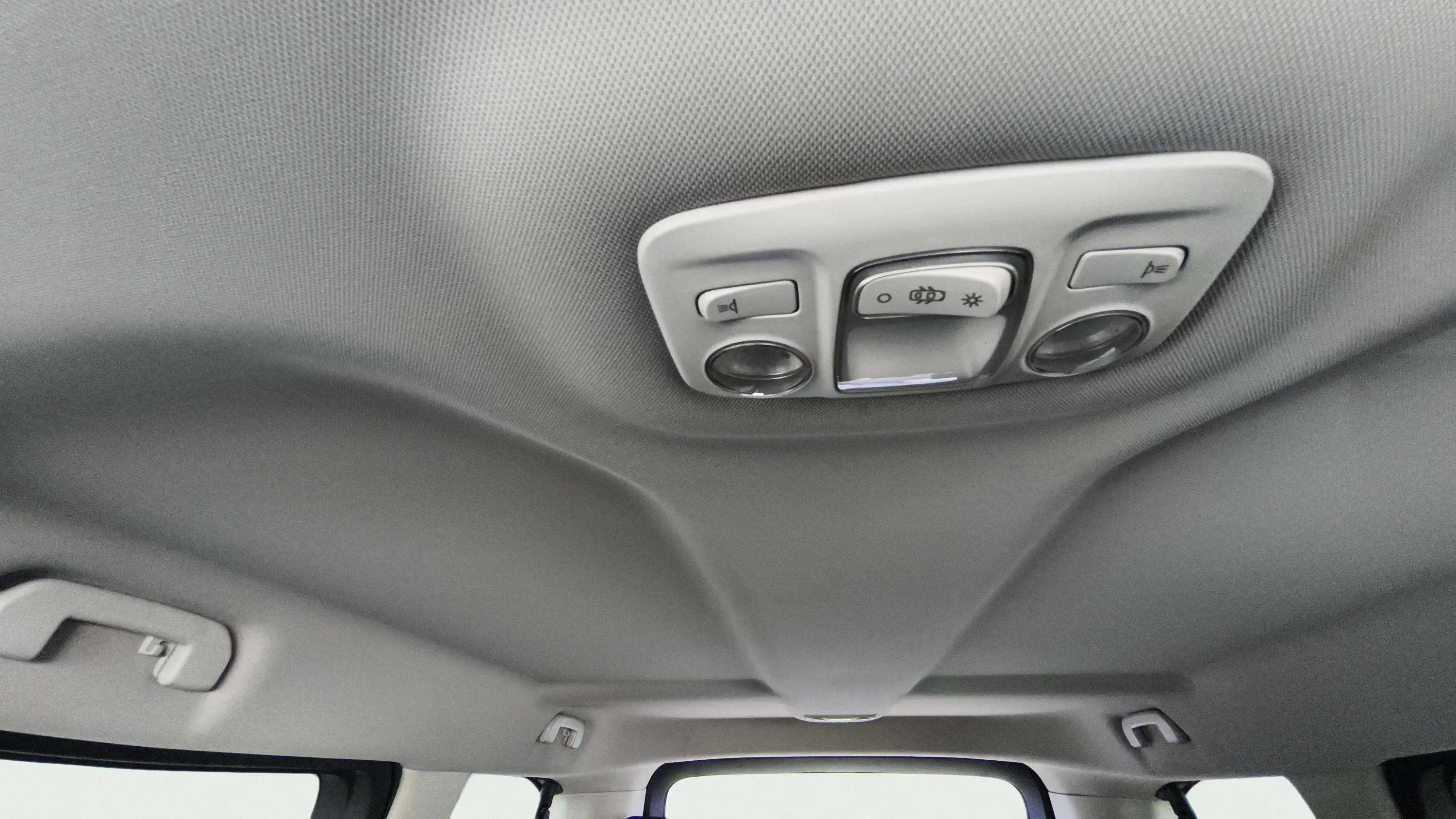 Peugeot Traveller Active 1.6 BlueHDi Standard - foto 23