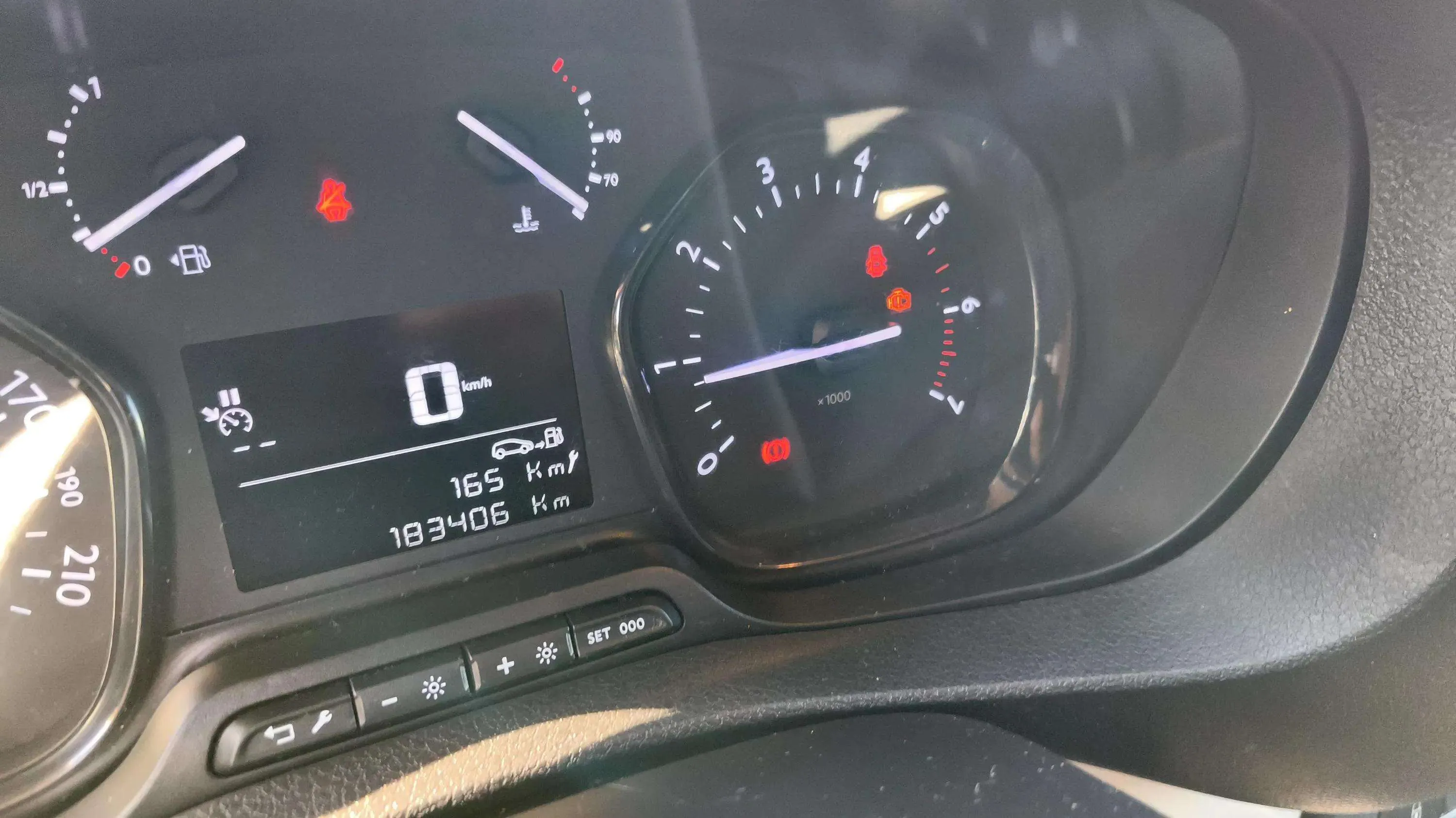Peugeot Traveller Active 1.6 BlueHDi Standard - foto 12