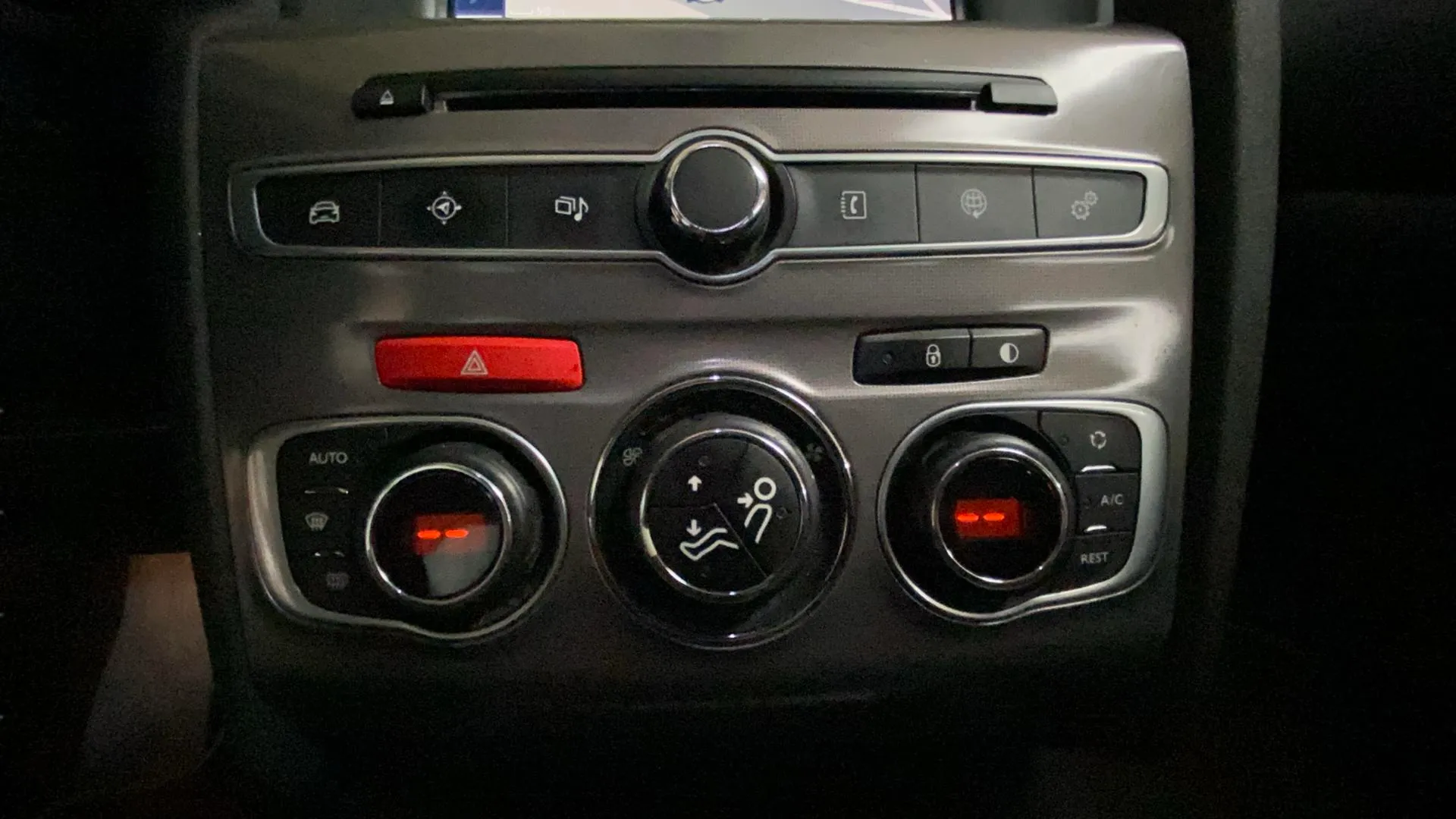 Citroën C4 BlueHDi Shine - foto 19