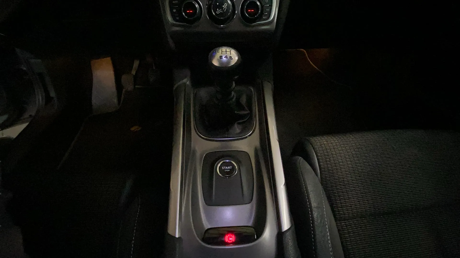 Citroën C4 BlueHDi Shine - foto 20