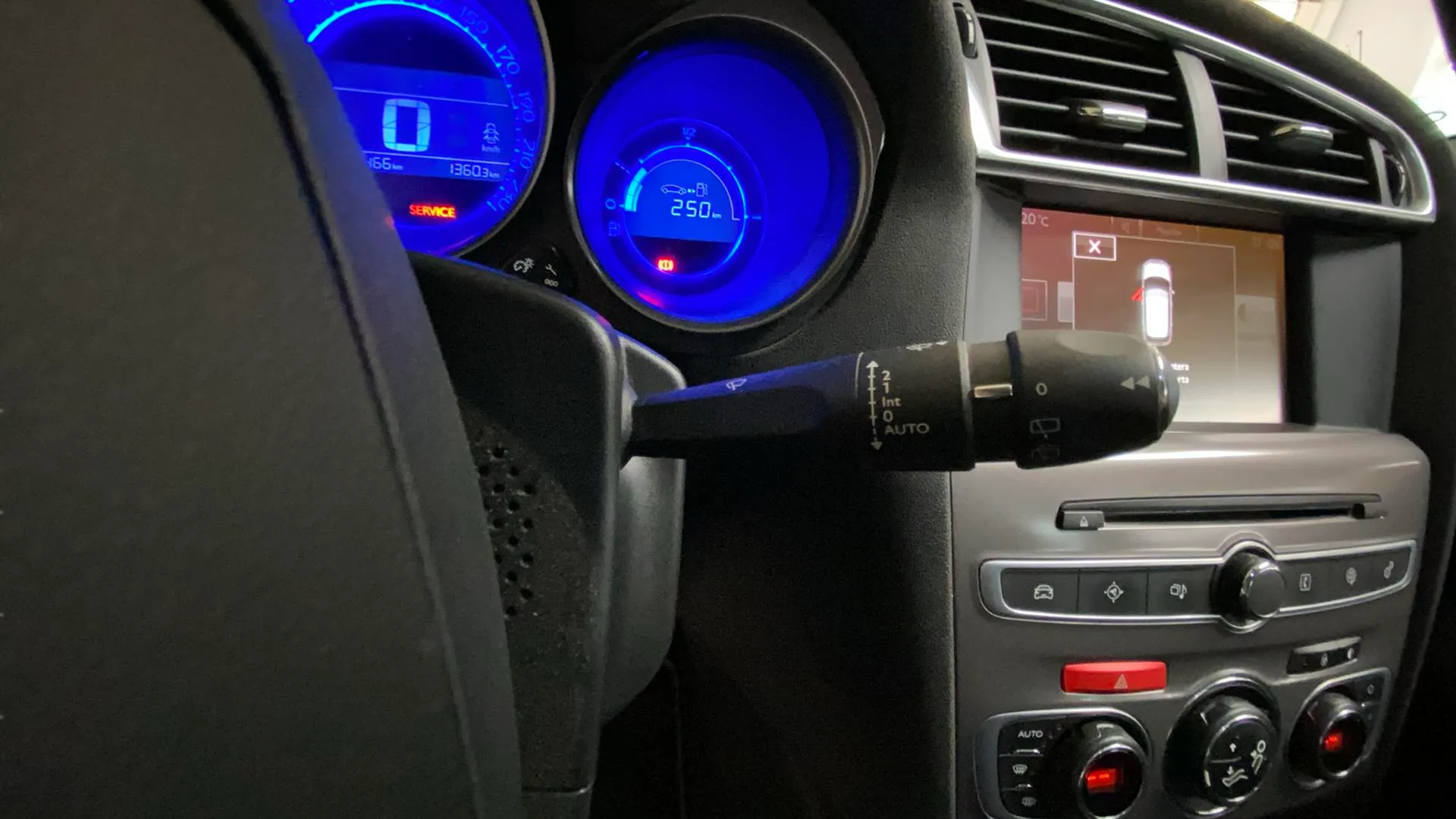 Citroën C4 BlueHDi Shine - foto 13