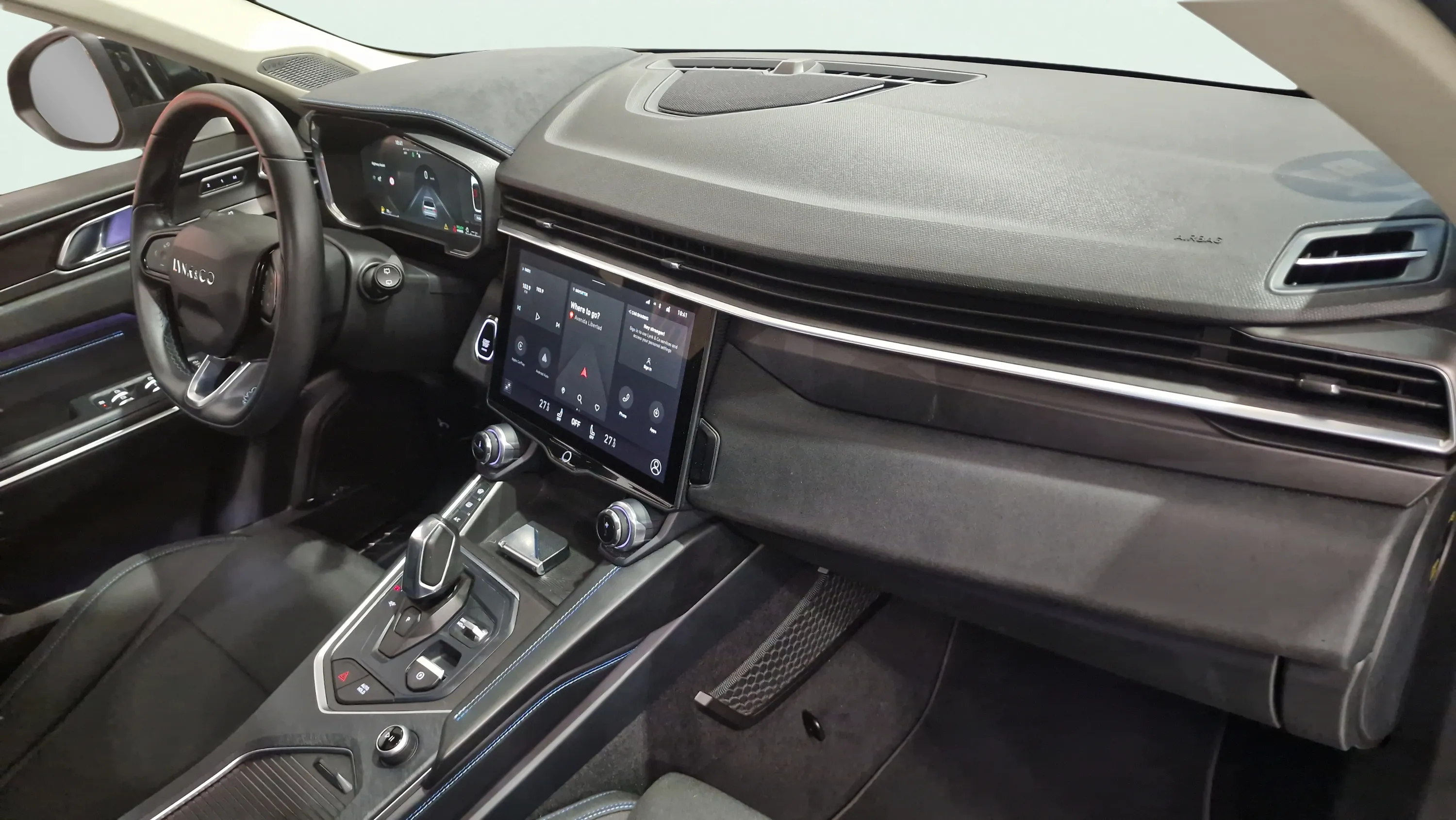 Lynk & Co 01 1.5 PHEV - foto 13