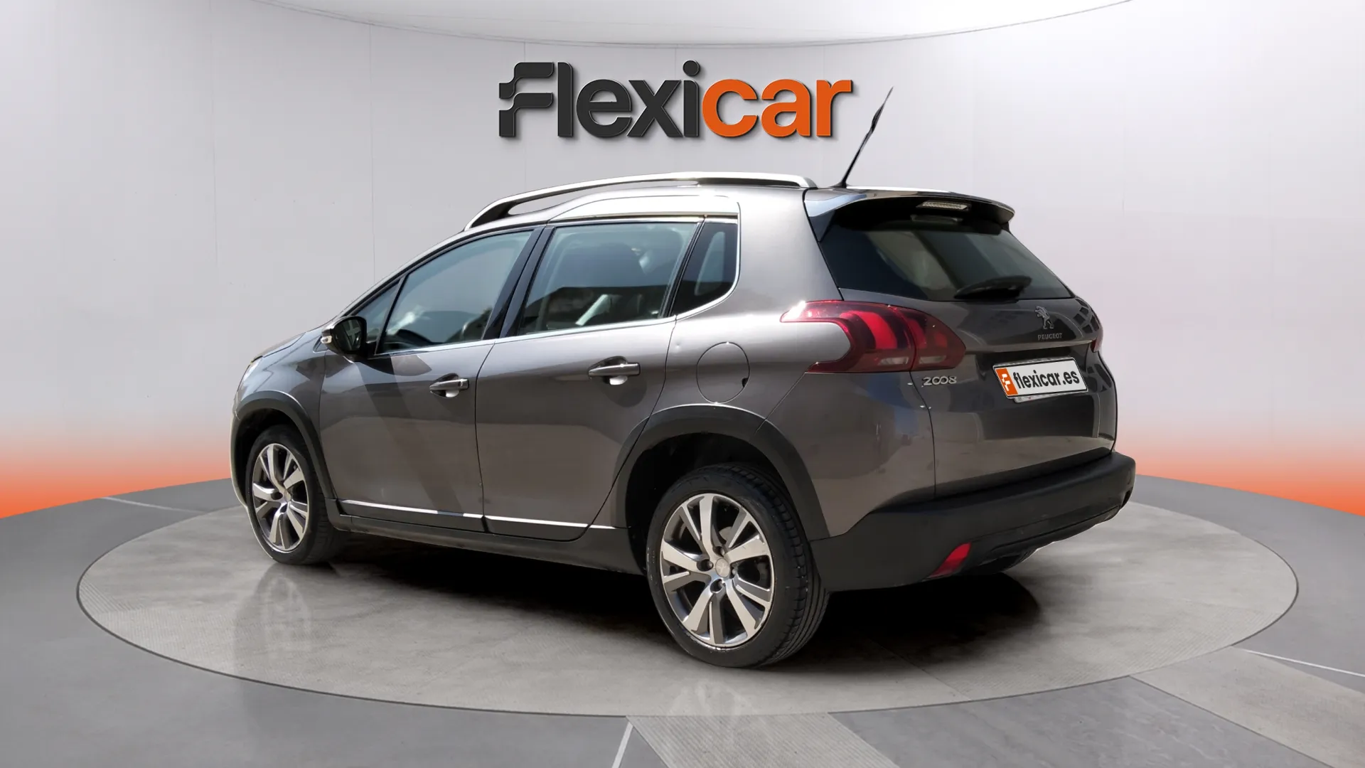 Peugeot 2008 Allure 1.2 PureTech - foto 5