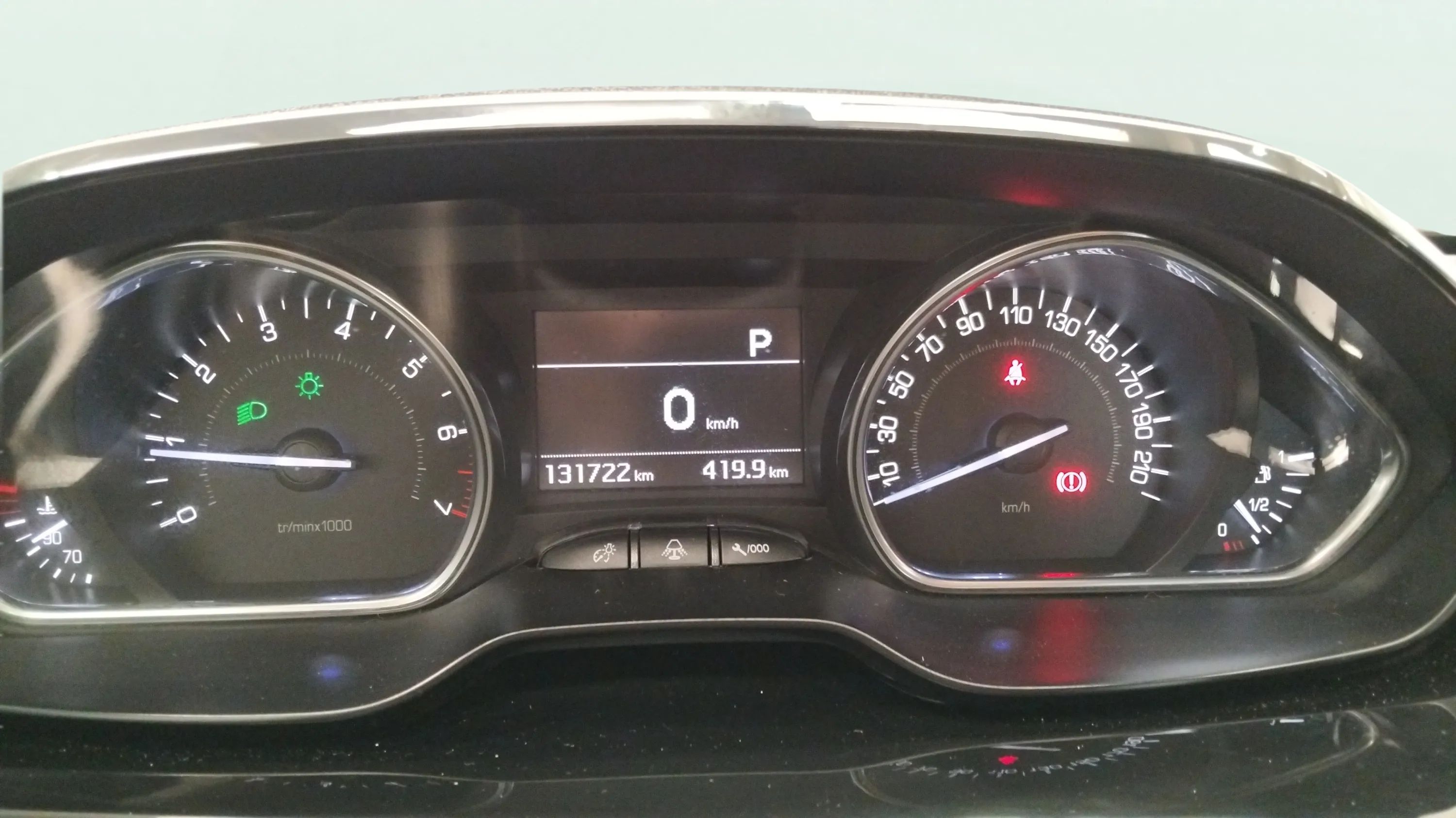 Peugeot 2008 Allure 1.2 PureTech - foto 12